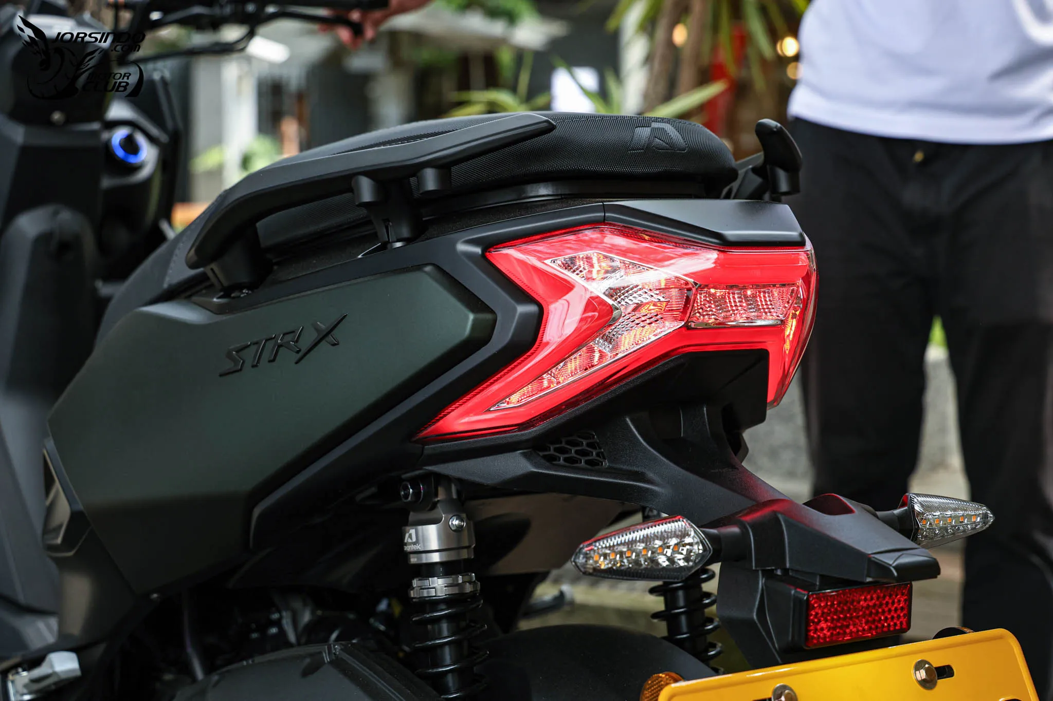 [新車試駕] 156,800 元！宏佳騰 STR X 黃牌速克達正式發表736|小老婆汽機車資訊網
