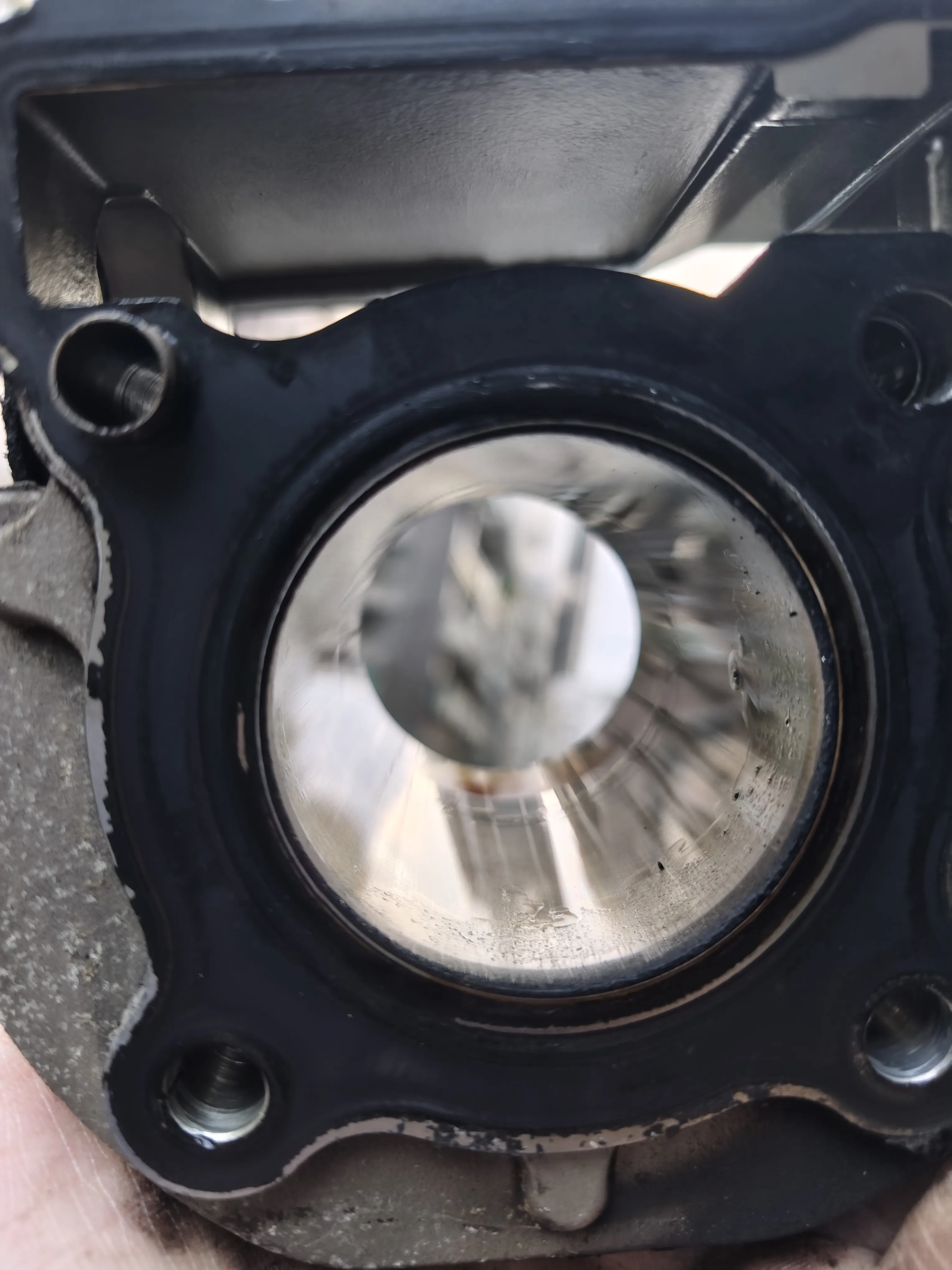 YAMAHA SUPER FOUR 100 全車砍掉重練26|小老婆汽機車資訊網