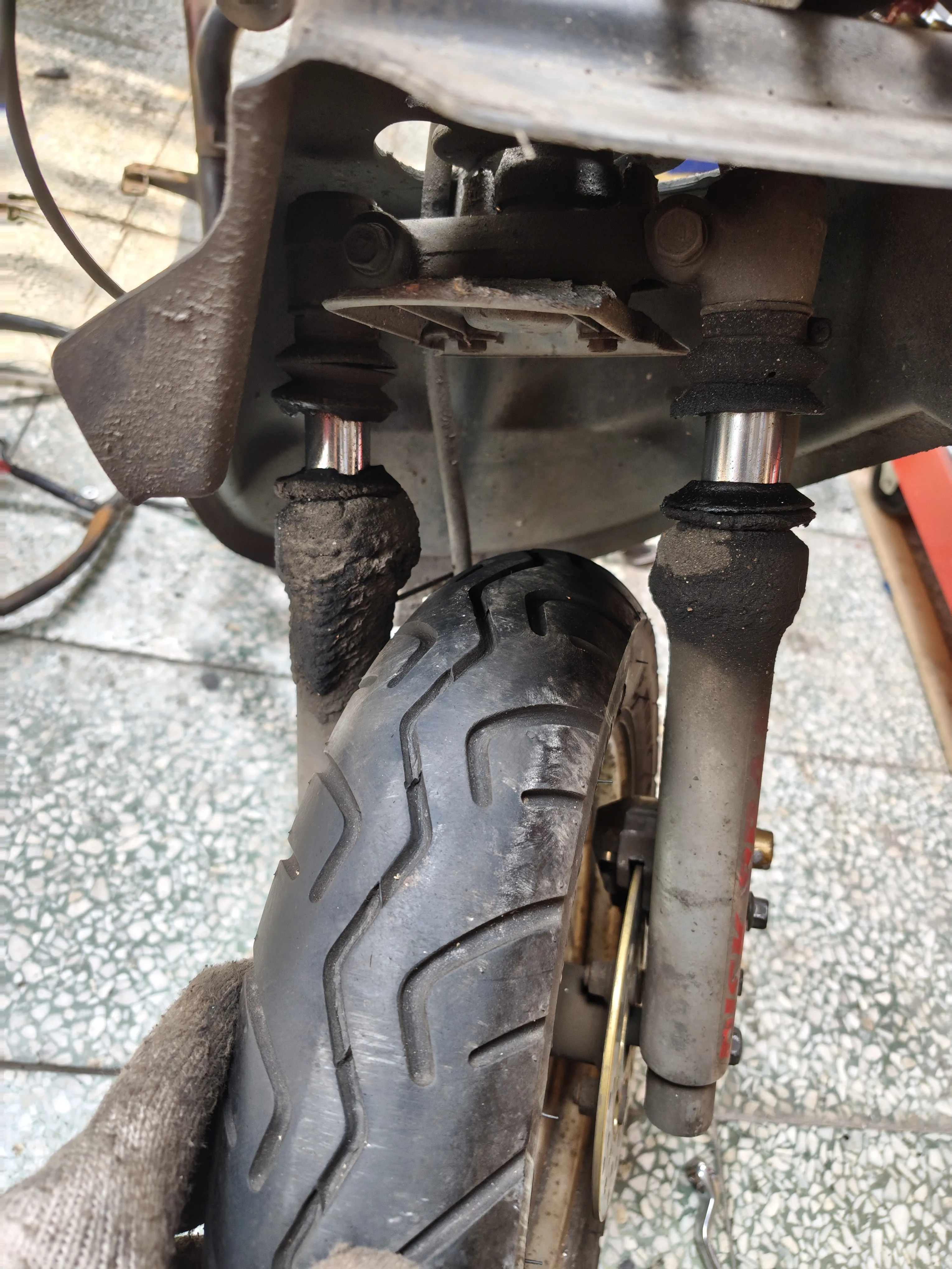YAMAHA SUPER FOUR 100 全車砍掉重練5325|小老婆汽機車資訊網