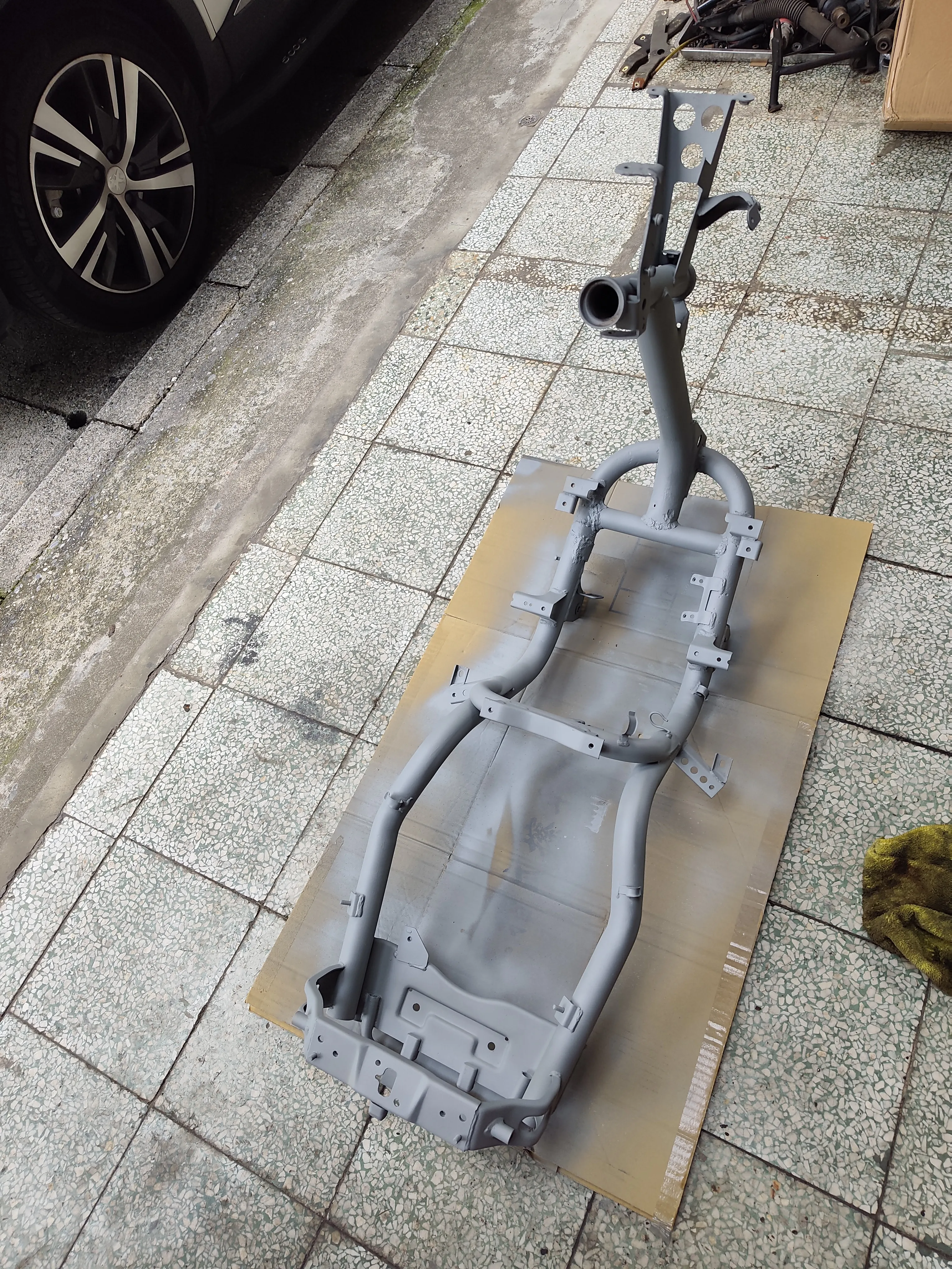 YAMAHA SUPER FOUR 100 全車砍掉重練8004|小老婆汽機車資訊網