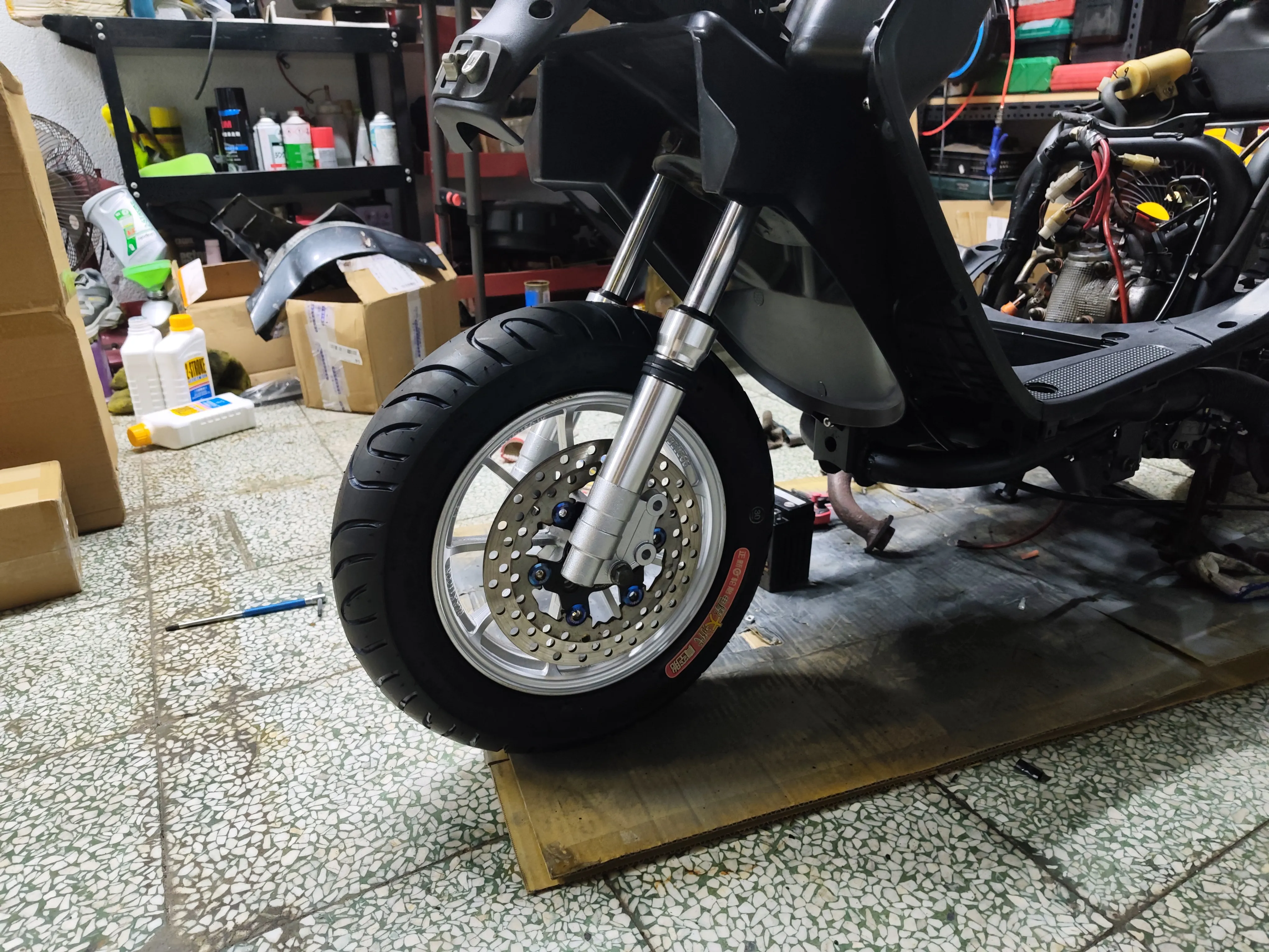 YAMAHA SUPER FOUR 100 全車砍掉重練7021|小老婆汽機車資訊網