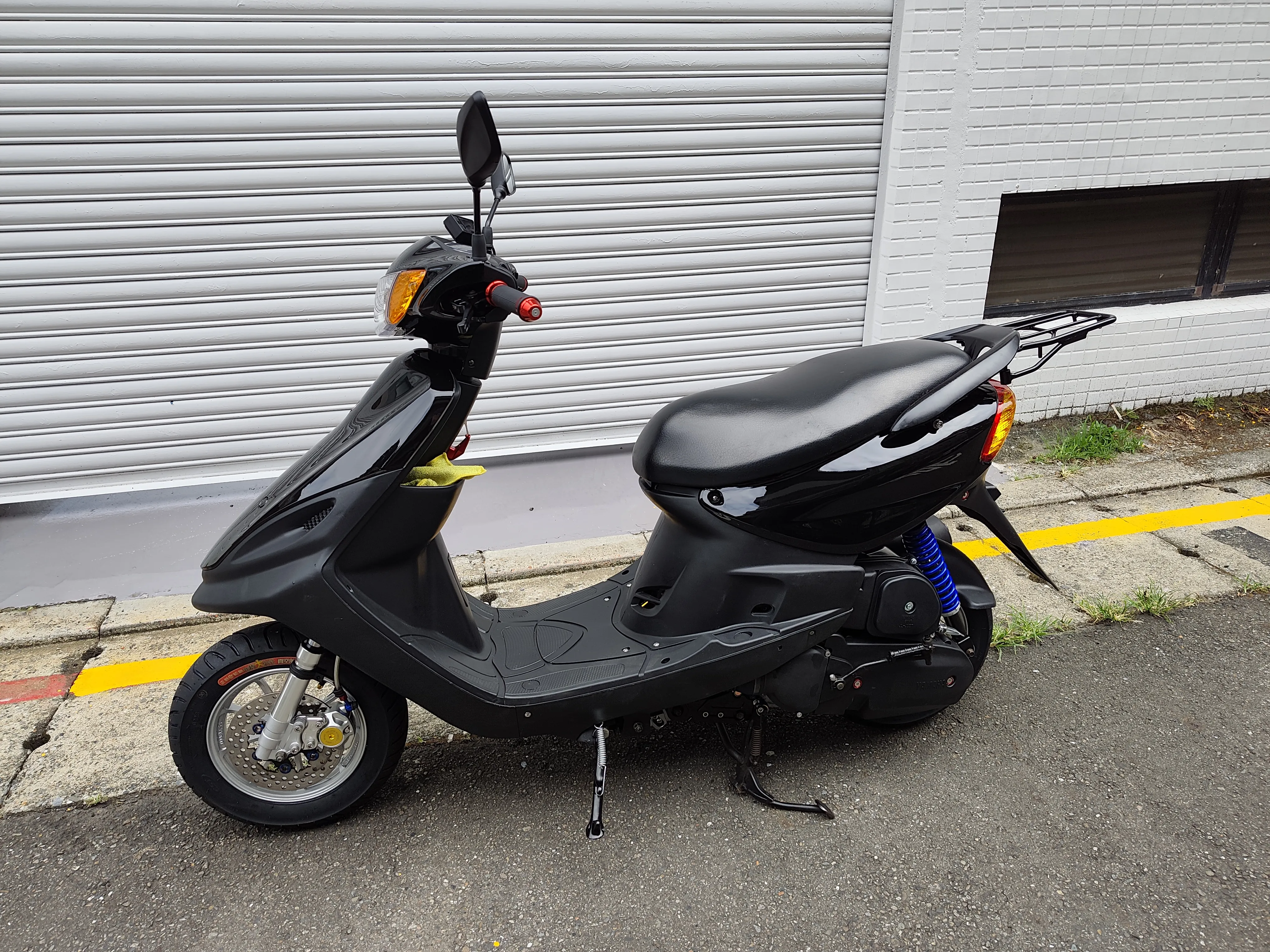 YAMAHA SUPER FOUR 100 全車砍掉重練9083|小老婆汽機車資訊網