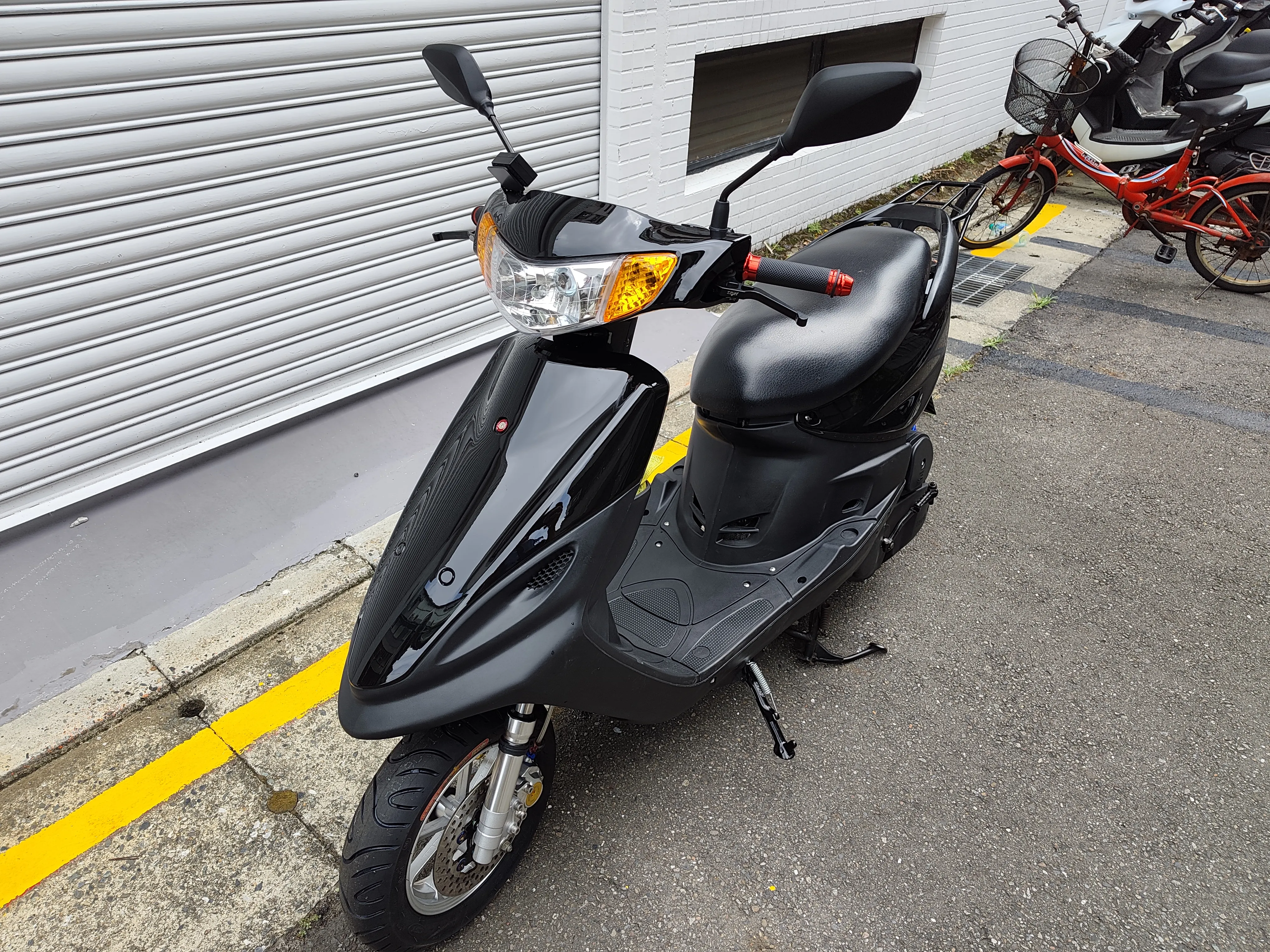 YAMAHA SUPER FOUR 100 全車砍掉重練8215|小老婆汽機車資訊網