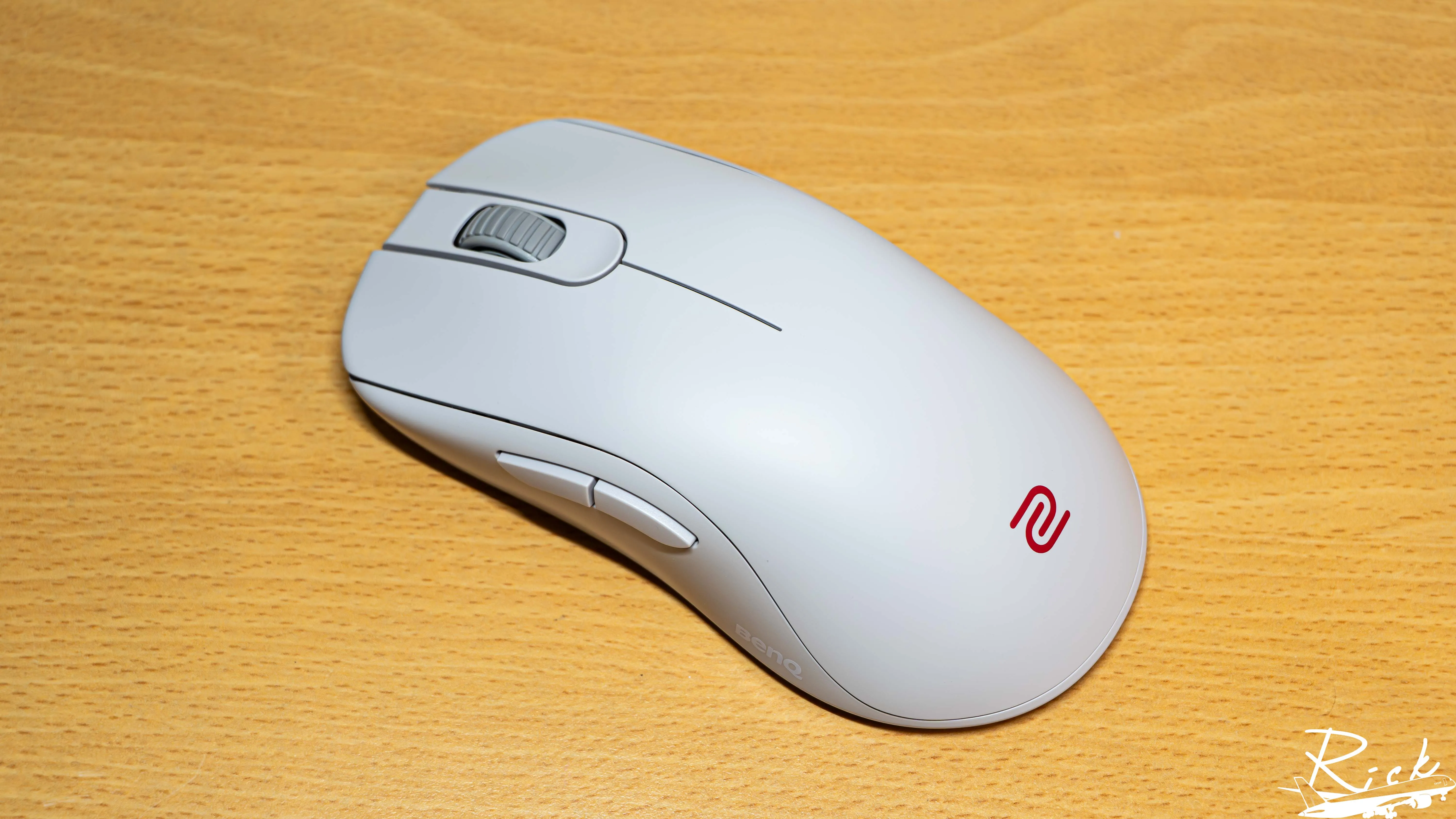 【開箱】ZOWIE全新塗層與配色嘗試 | ZOWIE FK1-DW &amp; ZOWIE ZA12-DW407|小老婆汽機車資訊網