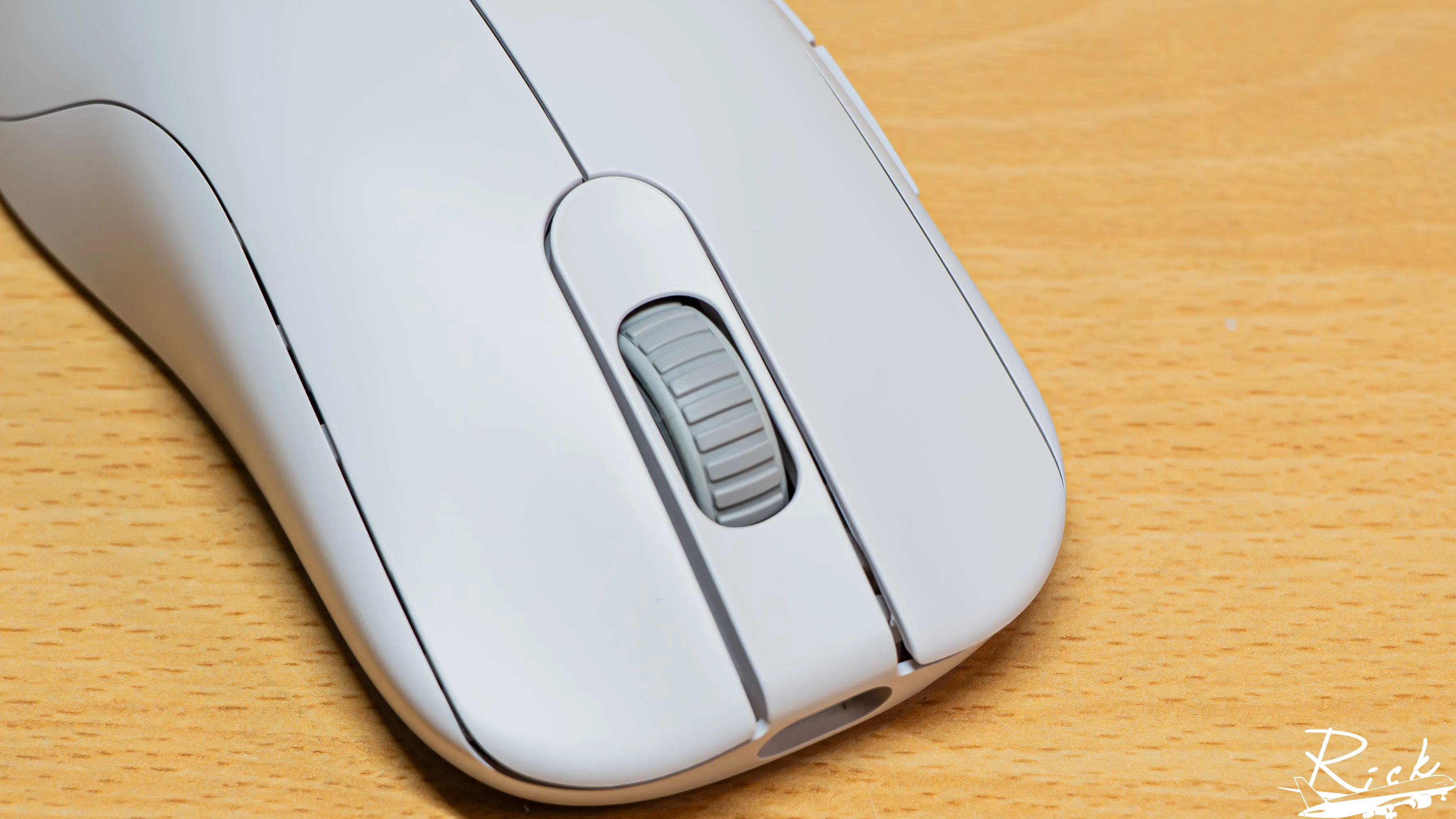 【開箱】ZOWIE全新塗層與配色嘗試 | ZOWIE FK1-DW &amp; ZOWIE ZA12-DW5681|小老婆汽機車資訊網