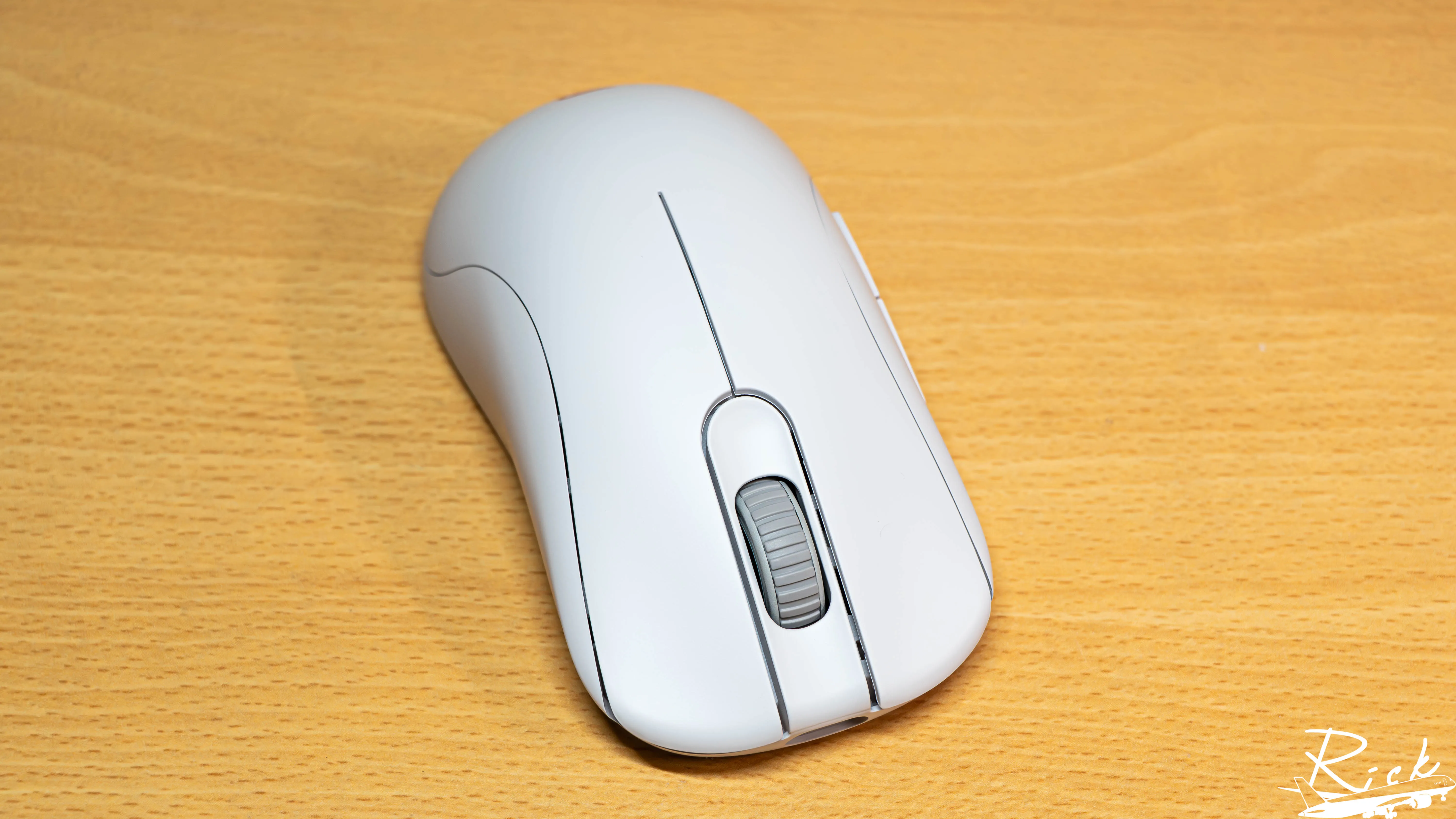 【開箱】ZOWIE全新塗層與配色嘗試 | ZOWIE FK1-DW &amp; ZOWIE ZA12-DW2494|小老婆汽機車資訊網