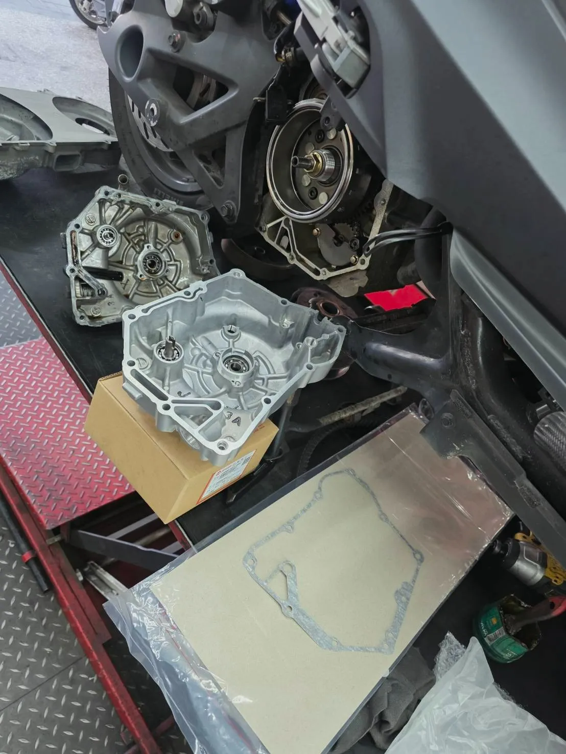 SYM GTS300i 水泵漏水維修紀錄 &amp; 傳動整理5234|小老婆汽機車資訊網