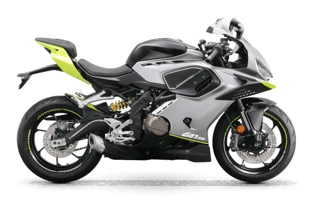 [大陆车讯] 全新赛421与ZX-4R，一场迟来的正面交锋！2708|小老婆汽機車資訊網