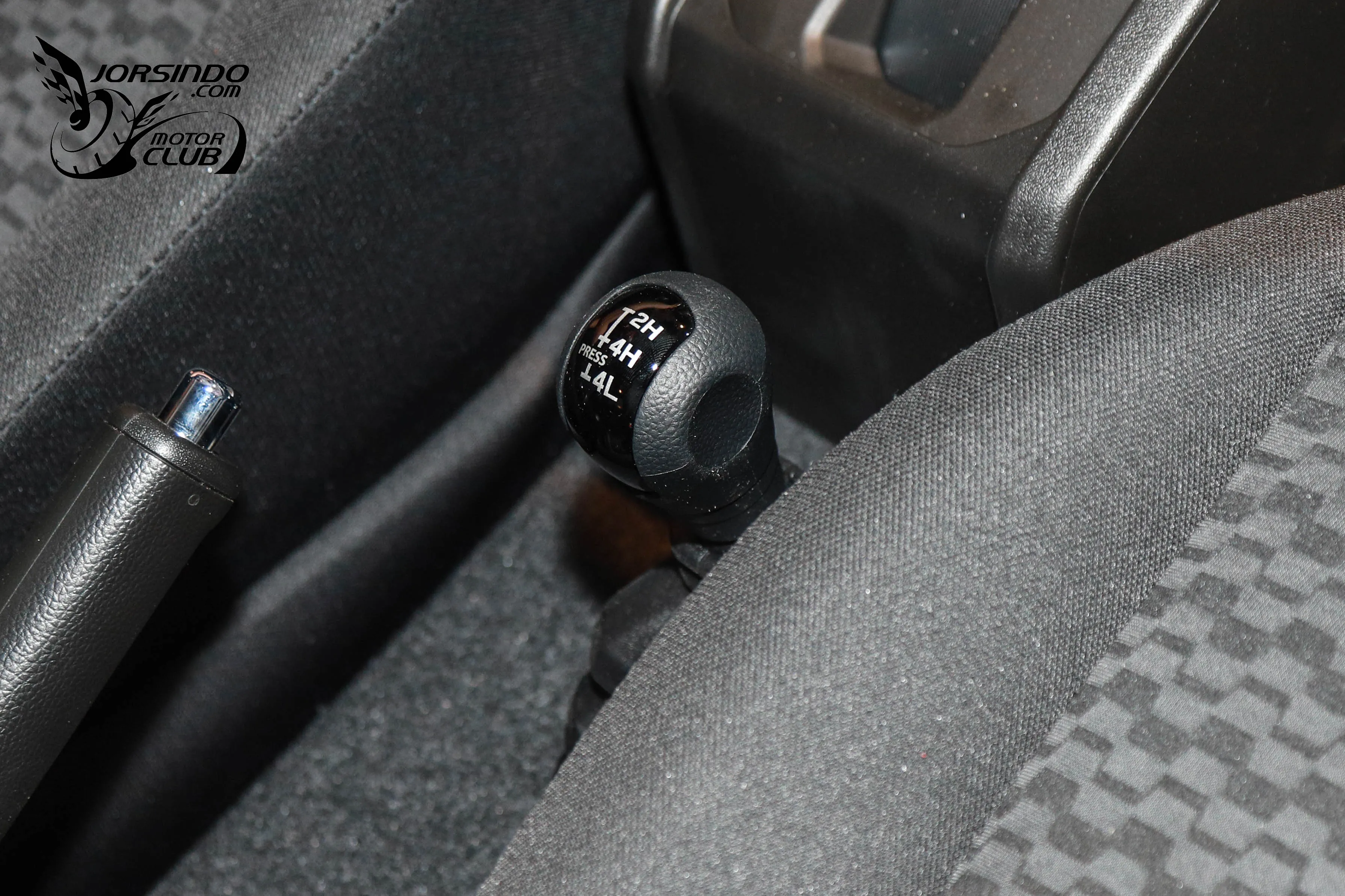 升級ACC、九吋車機！Suzuki小改款Jimny 84.9萬起國內上市336|小老婆汽機車資訊網
