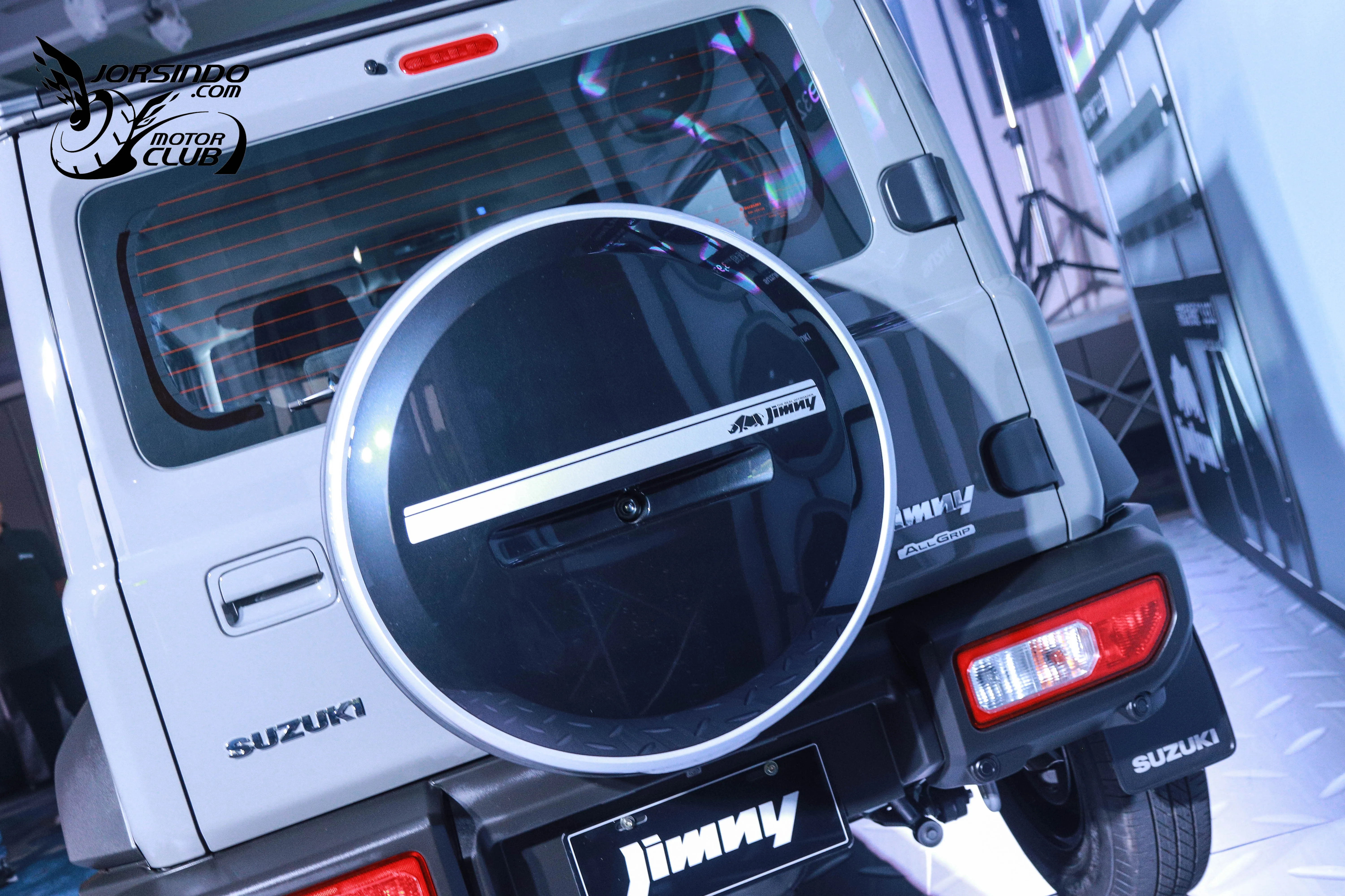 升級ACC、九吋車機！Suzuki小改款Jimny 84.9萬起國內上市5480|小老婆汽機車資訊網