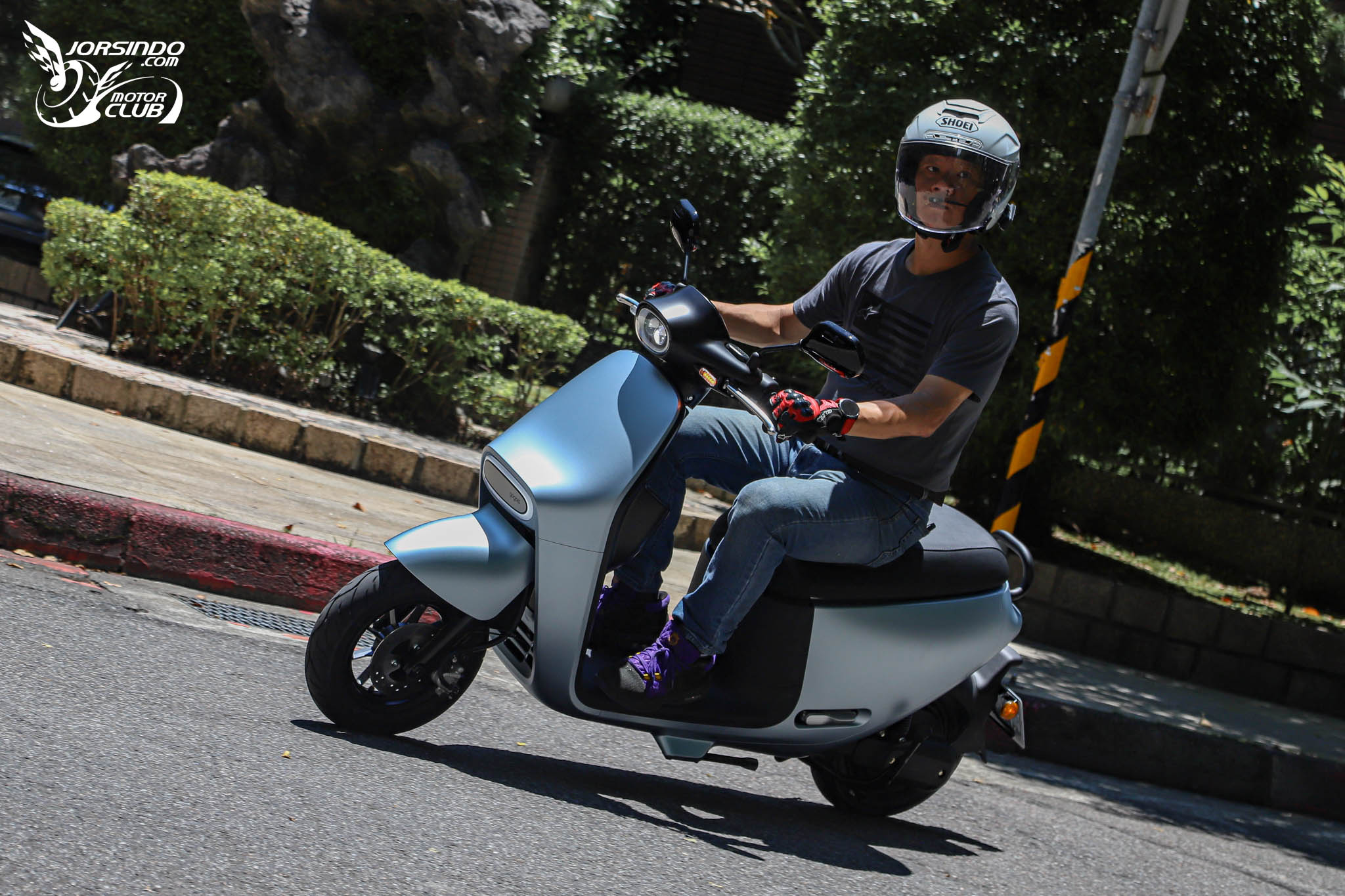 [媒體試駕] Gogoro Luna 優雅輕盈！男女都行4766|小老婆汽機車資訊網