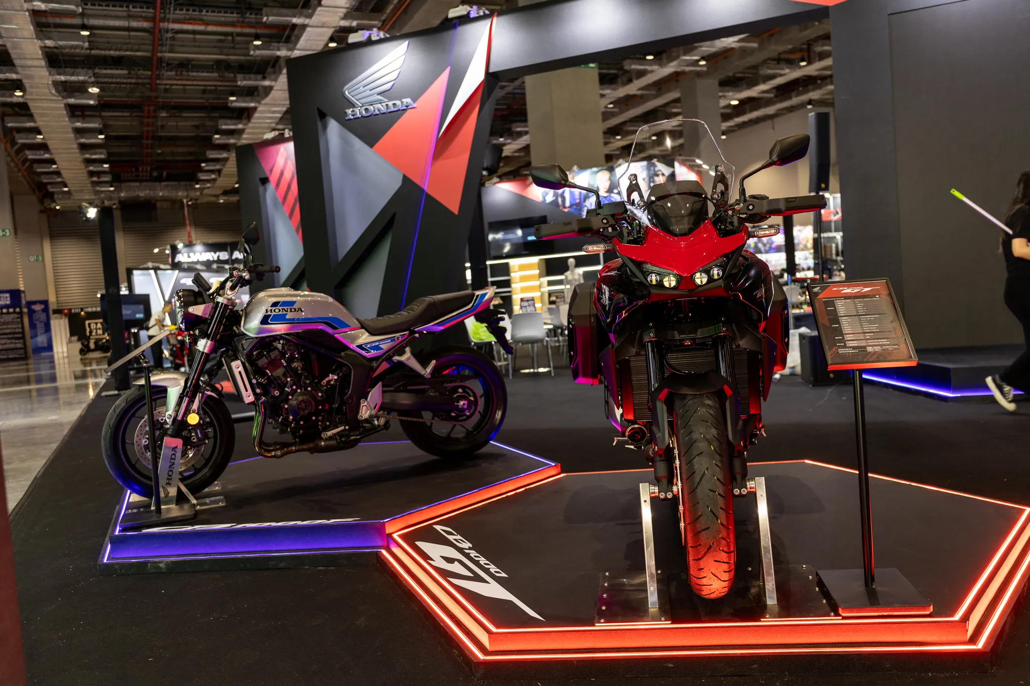 [2026 國際重機展] HONDA CB1000F/GT 公升級新車成展出焦點1730|小老婆汽機車資訊網