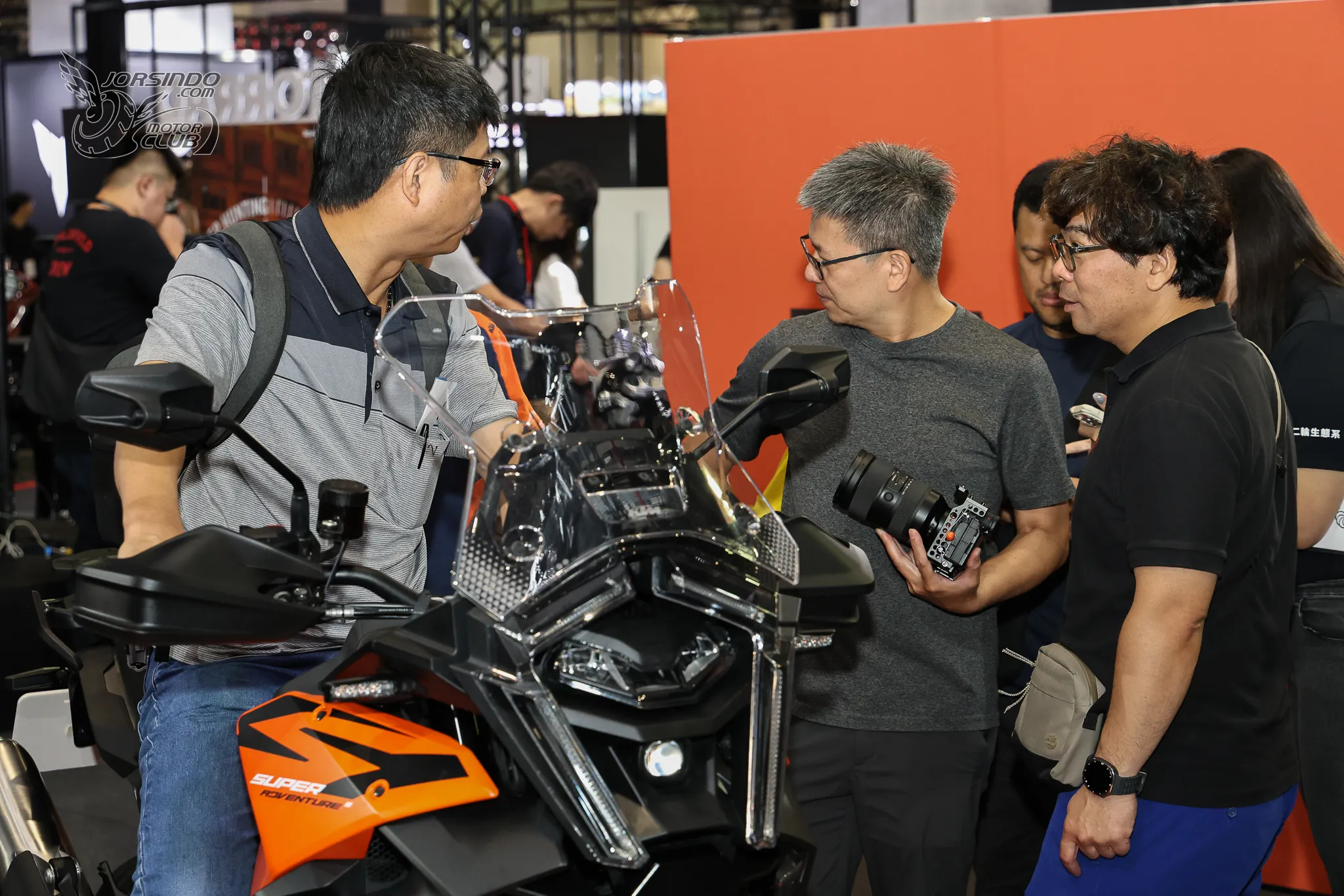 [2026 國際重機展]KTM 全明星陣容！BRABUS 1400 R Signature Edition 台北現身9896|小老婆汽機車資訊網