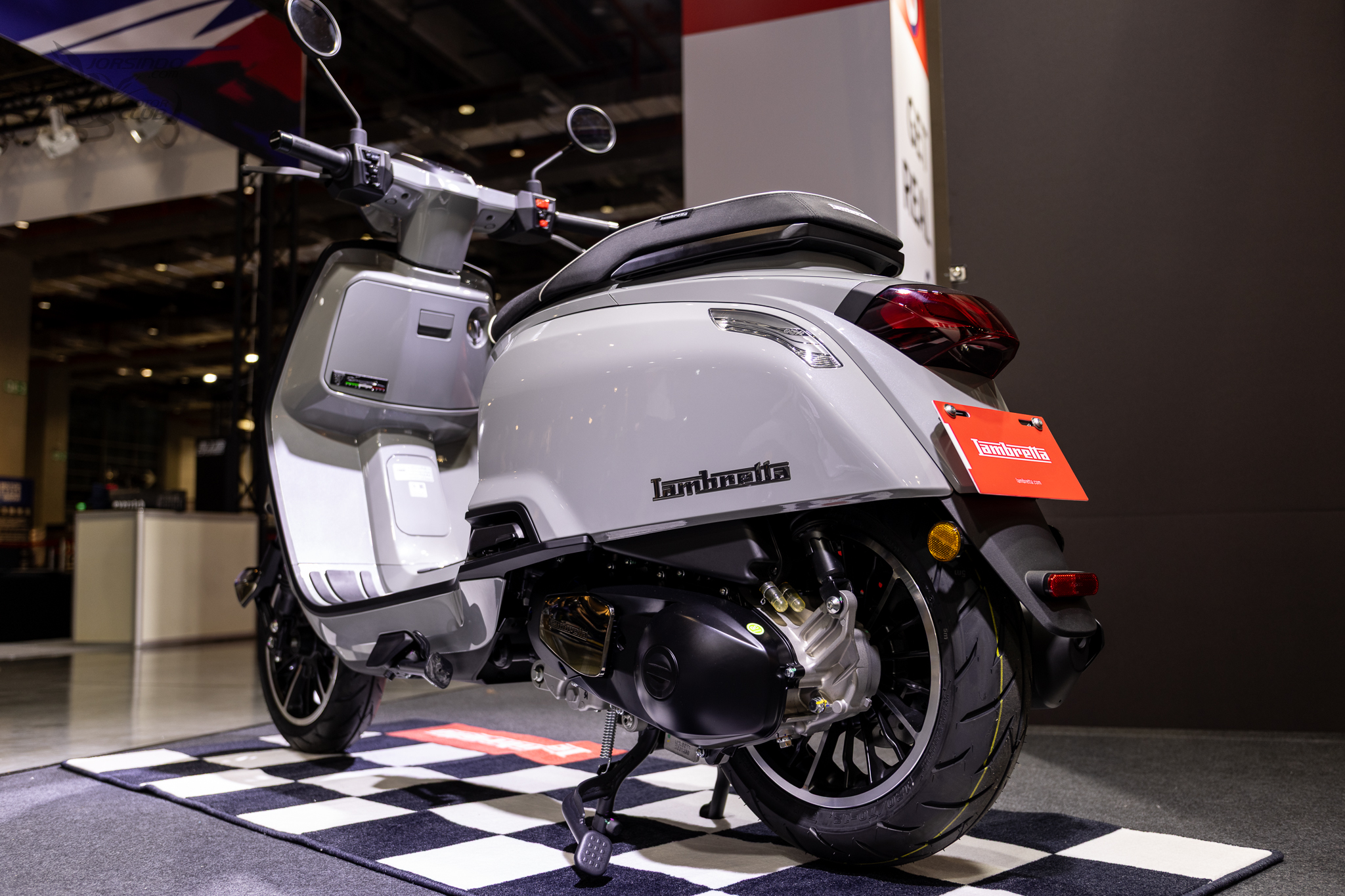 [2026 國際重機展] 17.8 萬入手 Lambretta J200 全新義式白牌車型 J2008356|小老婆汽機車資訊網