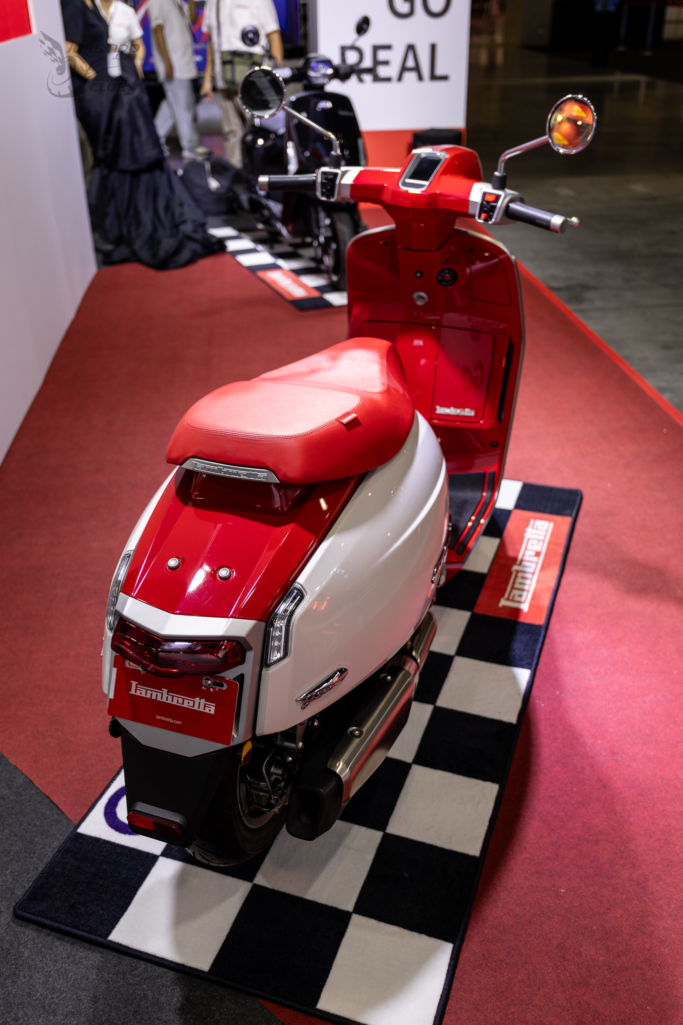 [2026 國際重機展] 17.8 萬入手 Lambretta J200 全新義式白牌車型 J2003981|小老婆汽機車資訊網