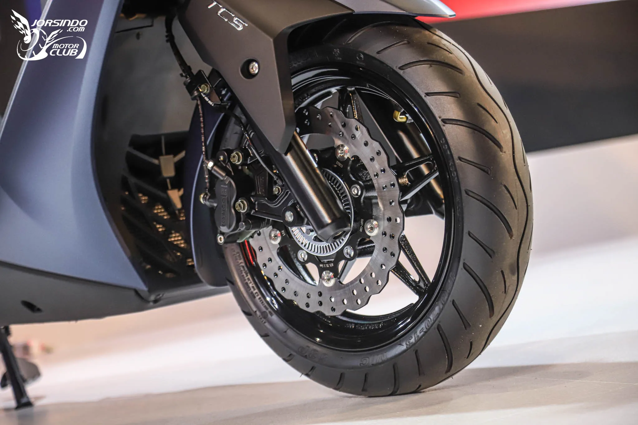 [2026 國際重機展] 光陽 X-TOWN ST 250 改款現身！15.8 萬元預購現折 1 萬7175|小老婆汽機車資訊網