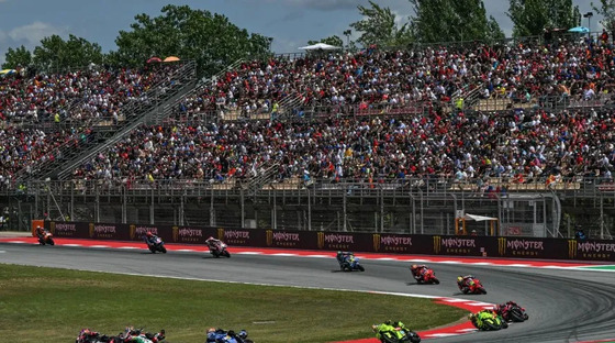 封面"MotoGP