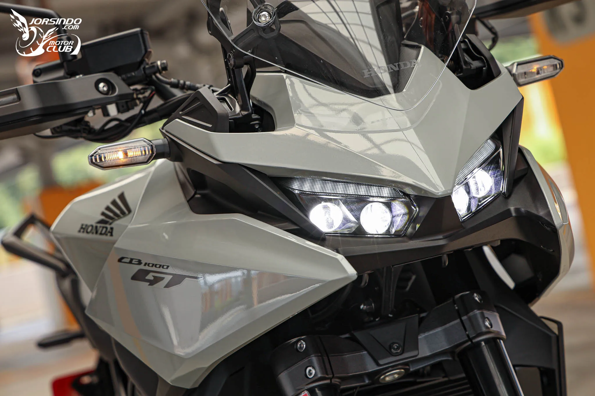 Honda CB1000GT 旅跑試駕｜跑車引擎、電子懸吊，CB 族系配備天花板5371|小老婆汽機車資訊網