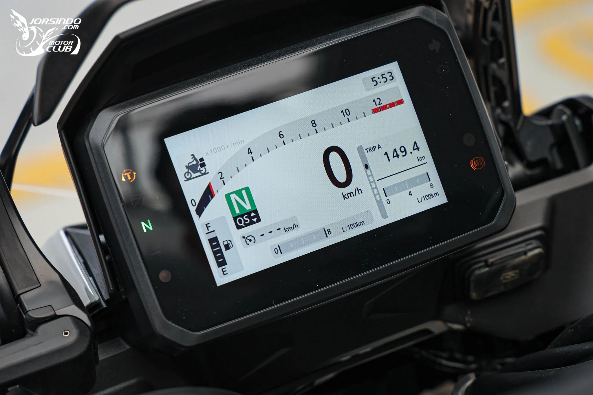 Honda CB1000GT 旅跑試駕｜跑車引擎、電子懸吊，CB 族系配備天花板8924|小老婆汽機車資訊網