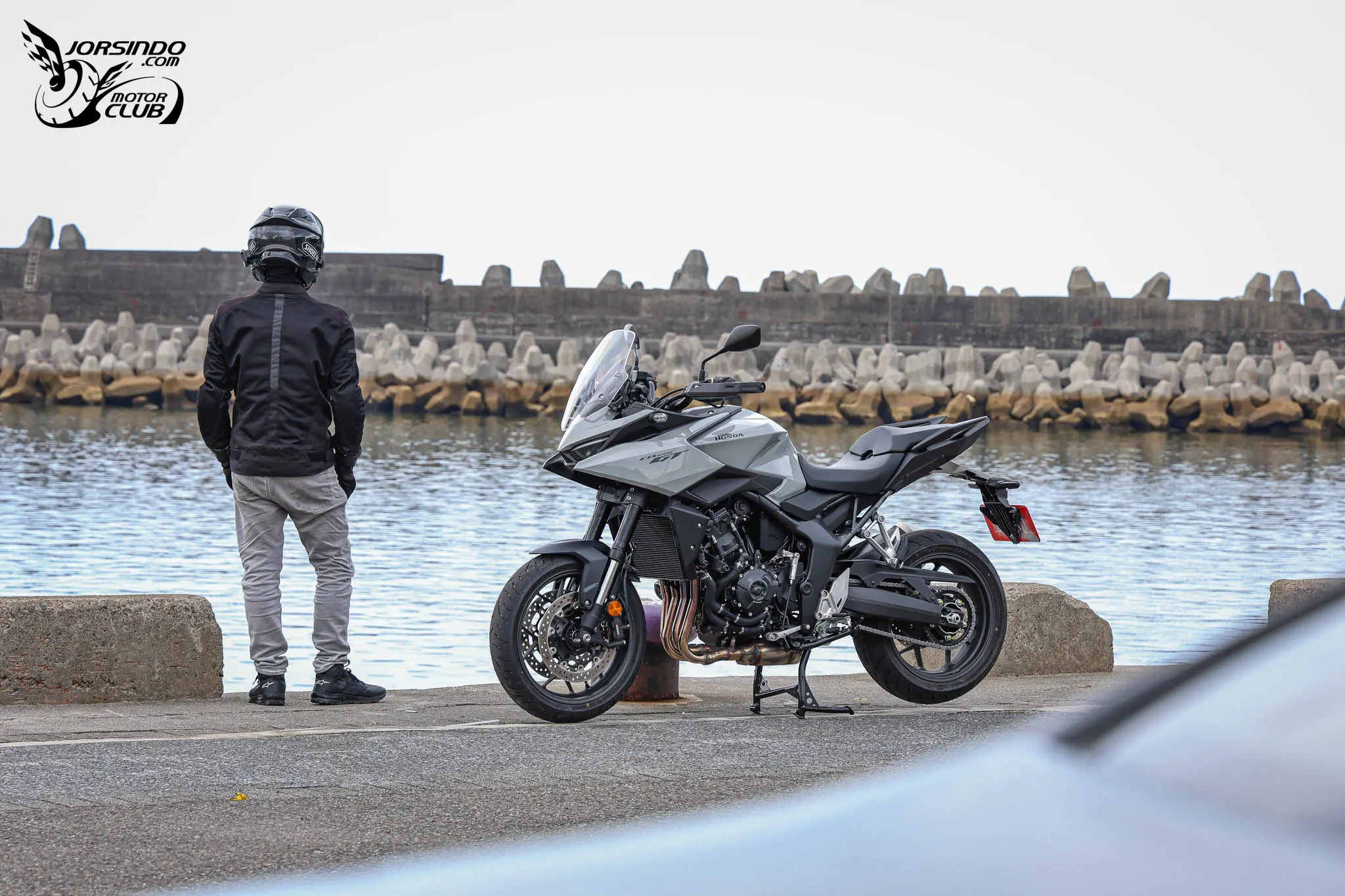 Honda CB1000GT 旅跑試駕｜跑車引擎、電子懸吊，CB 族系配備天花板5012|小老婆汽機車資訊網