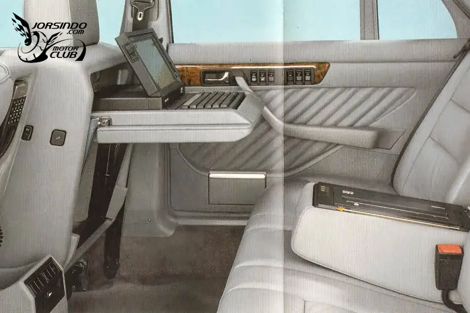 寵物袋掛車外？車內泡咖啡？盤點史上最獵奇的汽車配件4385|小老婆汽機車資訊網