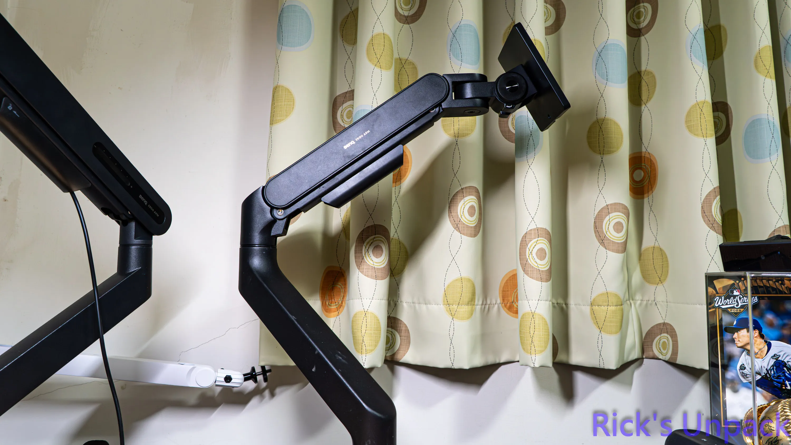 【開箱】減少螢幕占用桌面空間 | BenQ ERGO ARM BSH01 &amp; BSL019924|小老婆汽機車資訊網