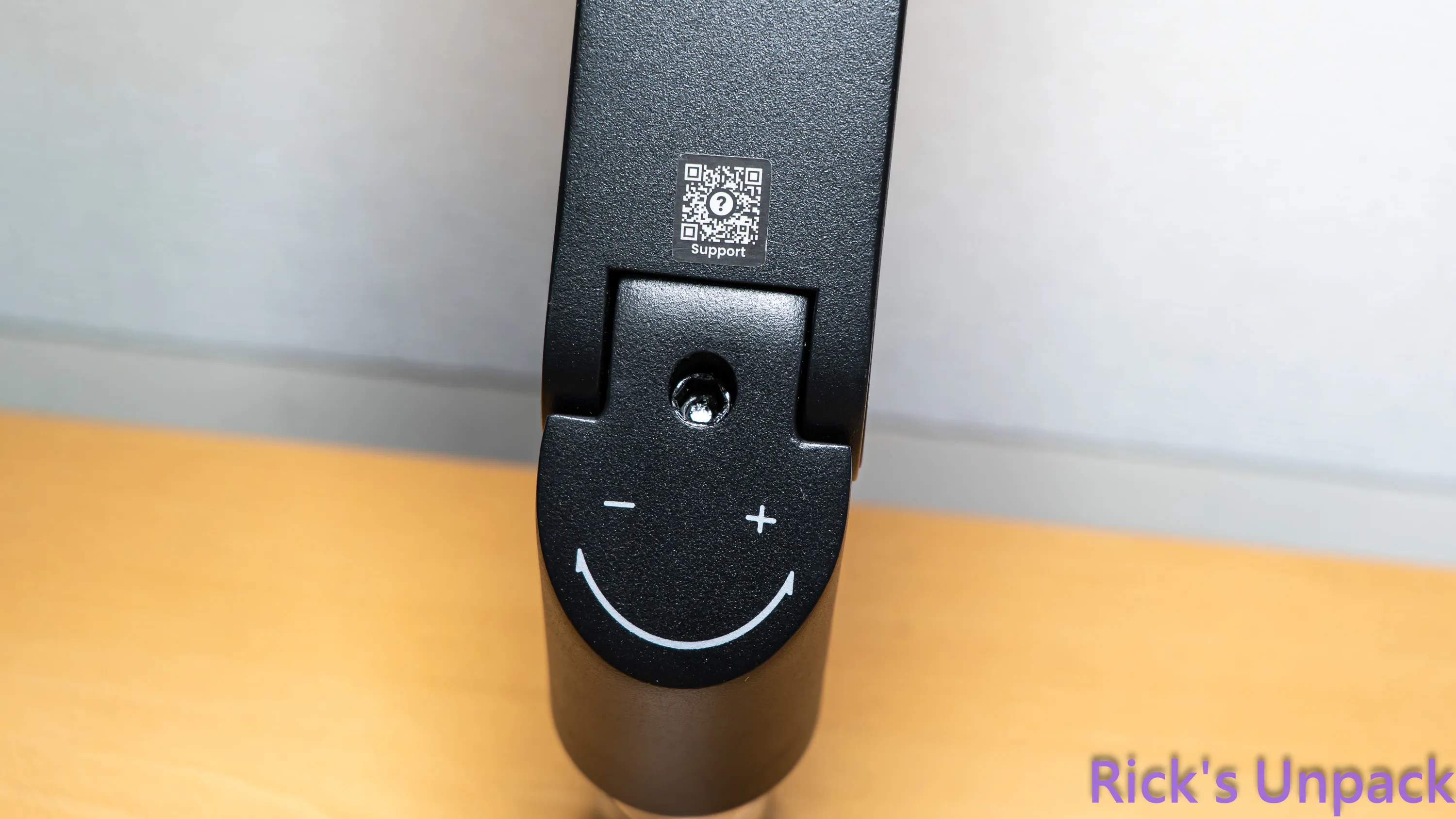 【開箱】減少螢幕占用桌面空間 | BenQ ERGO ARM BSH01 &amp; BSL017905|小老婆汽機車資訊網