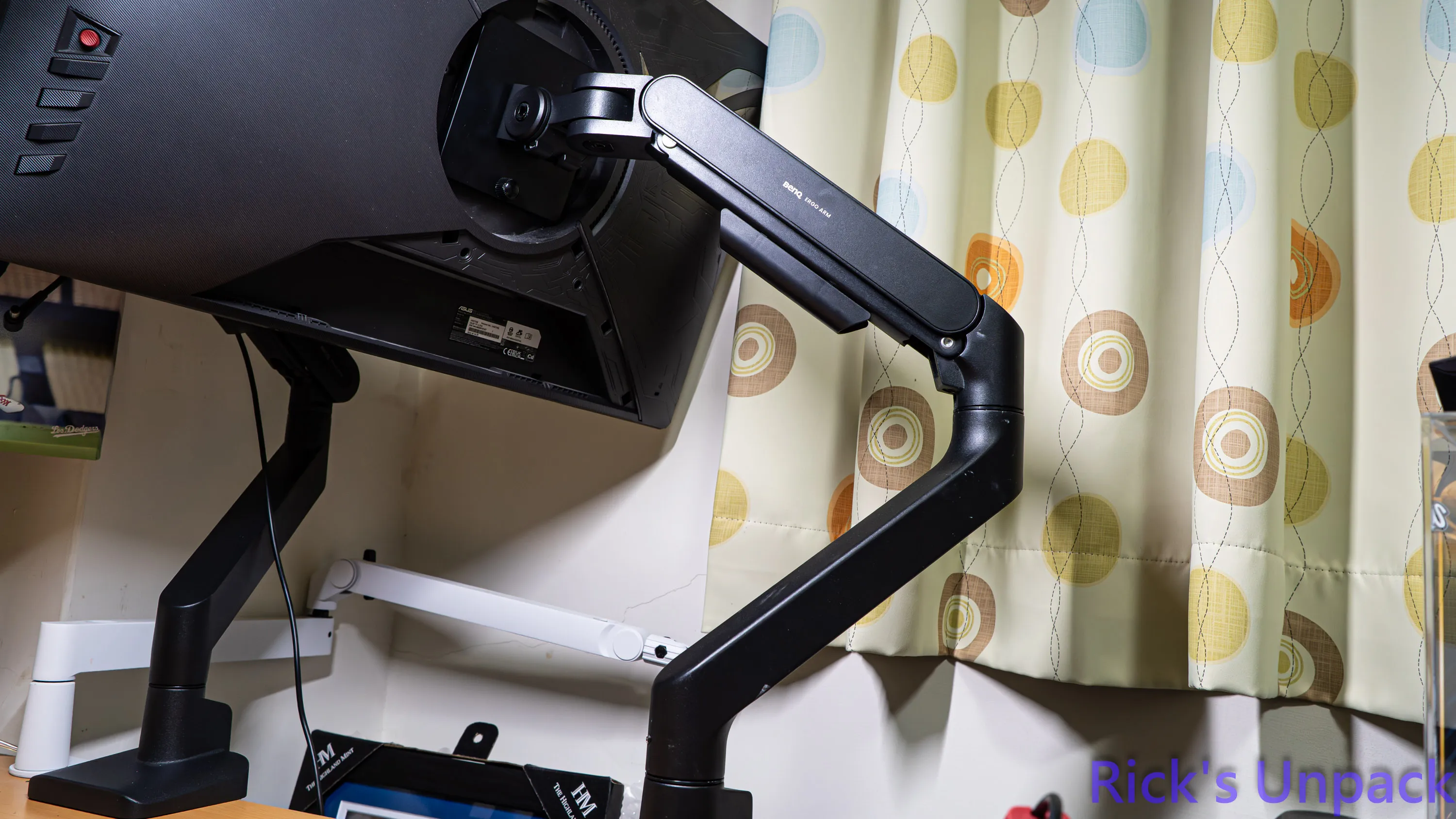 【開箱】減少螢幕占用桌面空間 | BenQ ERGO ARM BSH01 &amp; BSL012511|小老婆汽機車資訊網