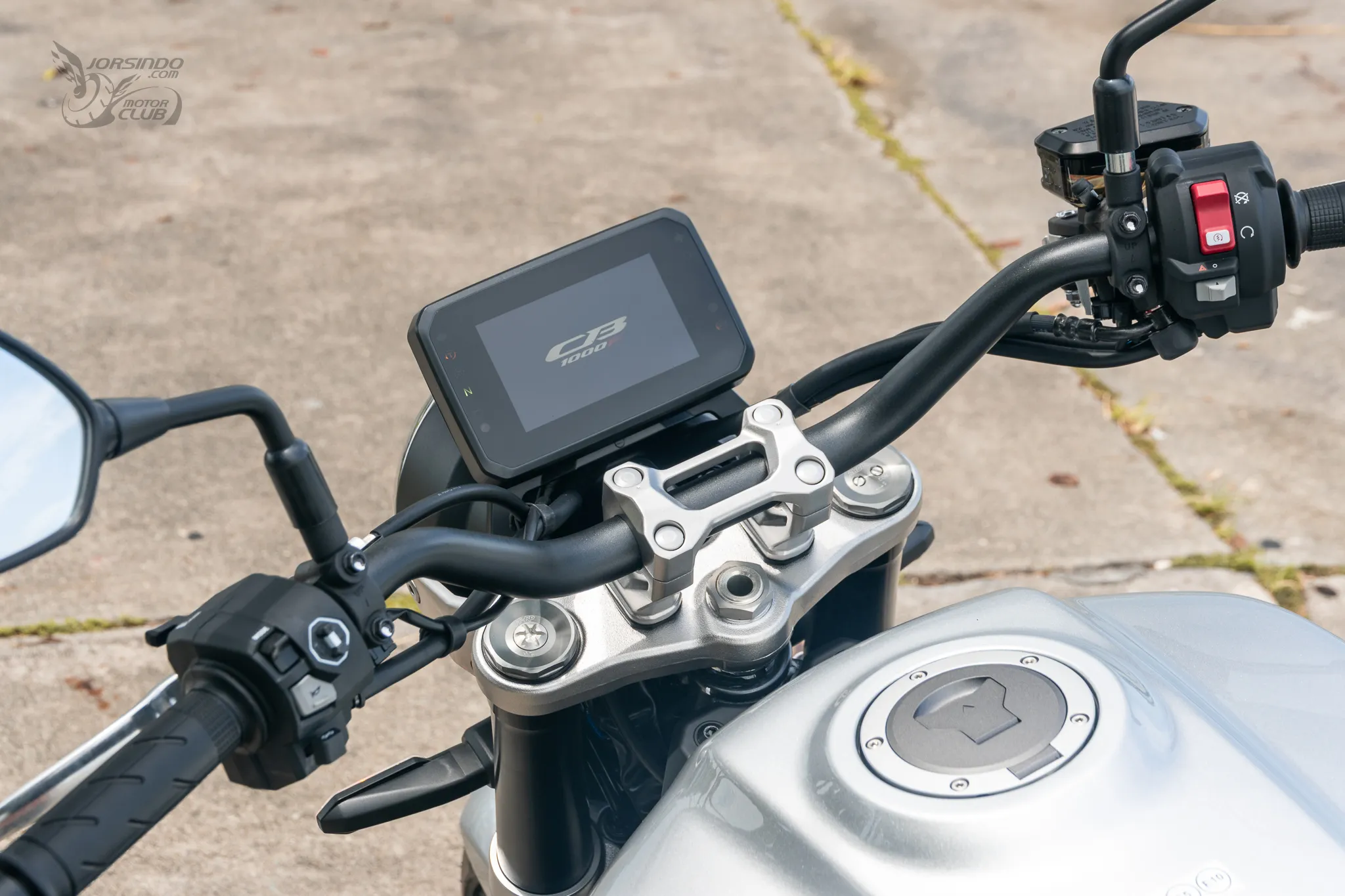 Honda CB1000F 經典重生｜以當代技術重新定義日系 Big Naked2994|小老婆汽機車資訊網