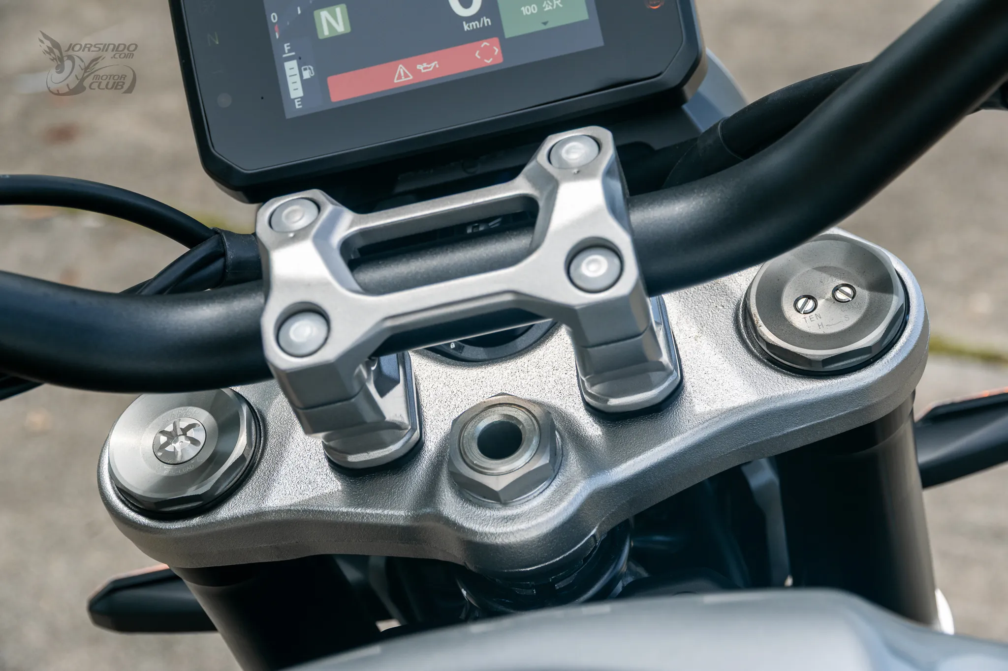 Honda CB1000F 經典重生｜以當代技術重新定義日系 Big Naked9052|小老婆汽機車資訊網