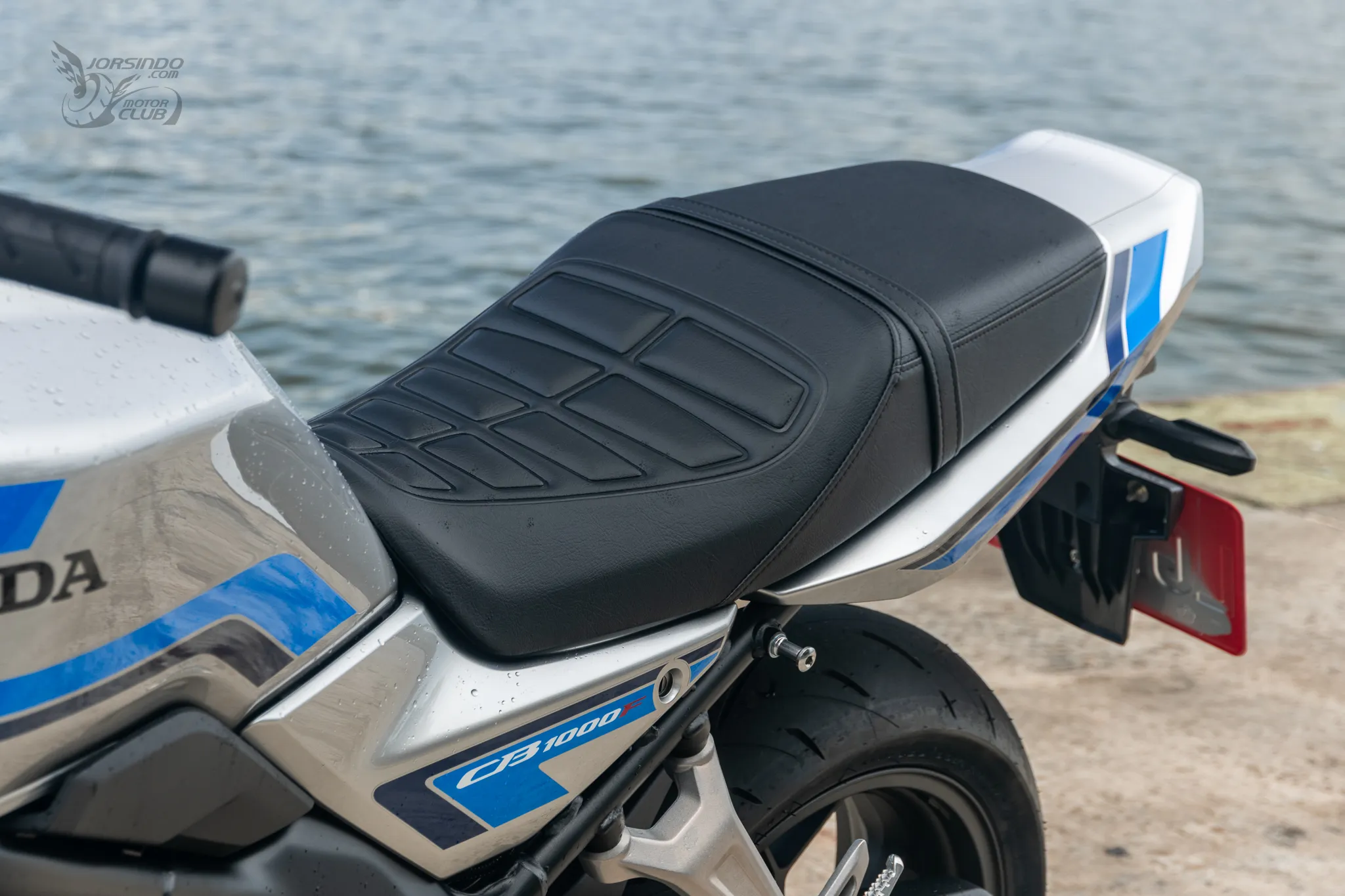 Honda CB1000F 經典重生｜以當代技術重新定義日系 Big Naked9910|小老婆汽機車資訊網