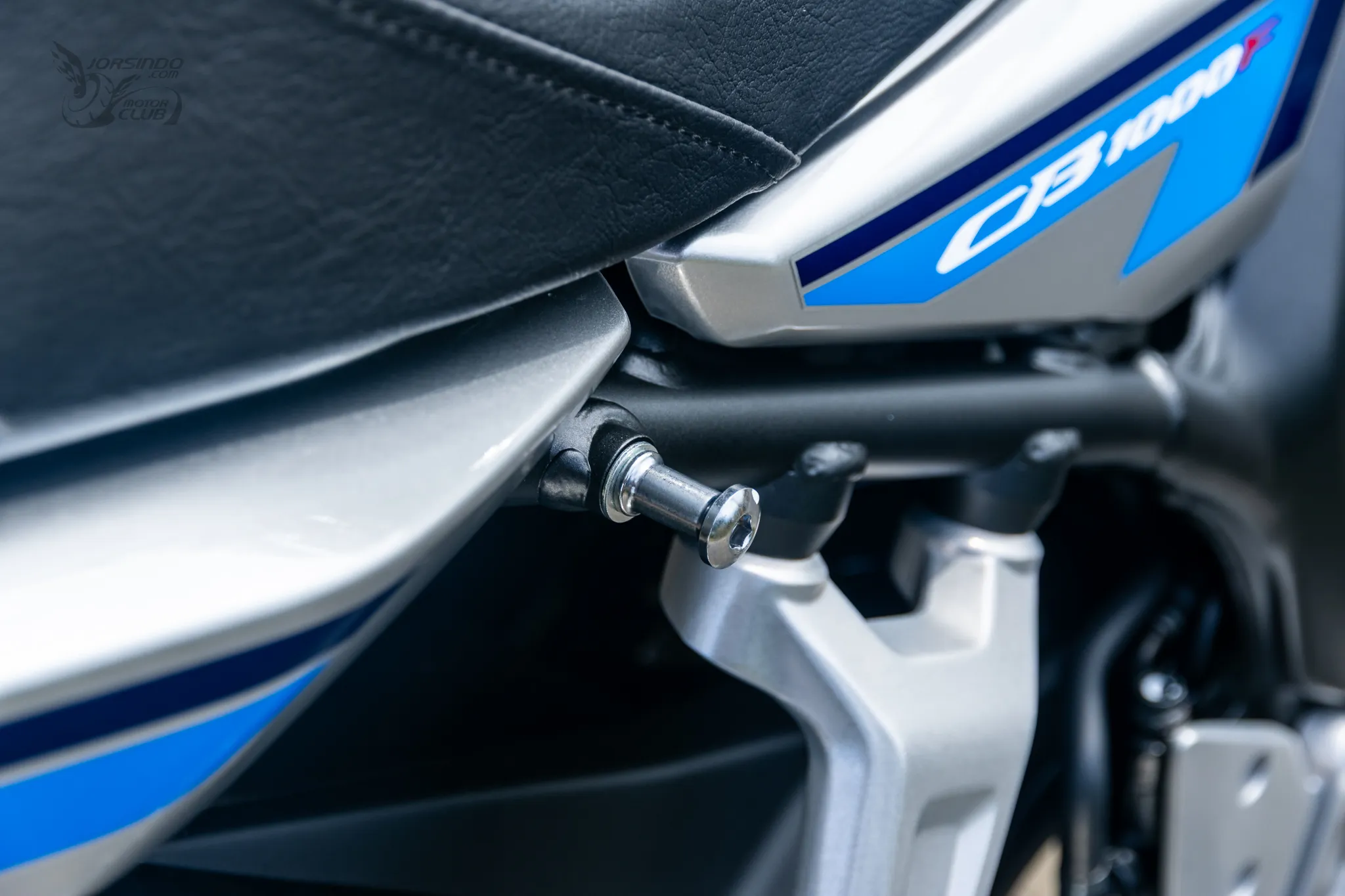 Honda CB1000F 經典重生｜以當代技術重新定義日系 Big Naked4713|小老婆汽機車資訊網