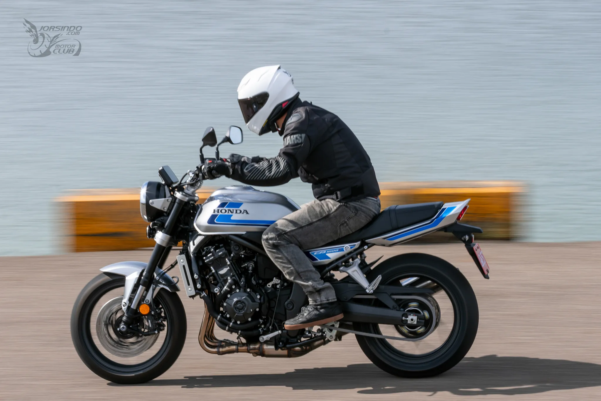 Honda CB1000F 經典重生｜以當代技術重新定義日系 Big Naked83|小老婆汽機車資訊網