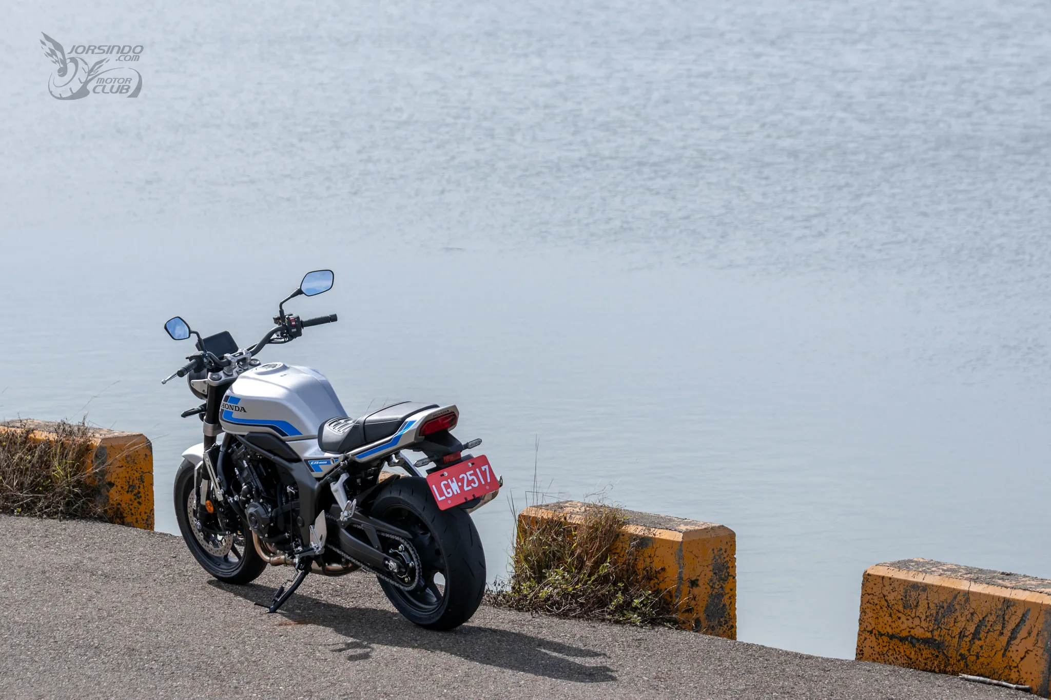 Honda CB1000F 經典重生｜以當代技術重新定義日系 Big Naked2304|小老婆汽機車資訊網