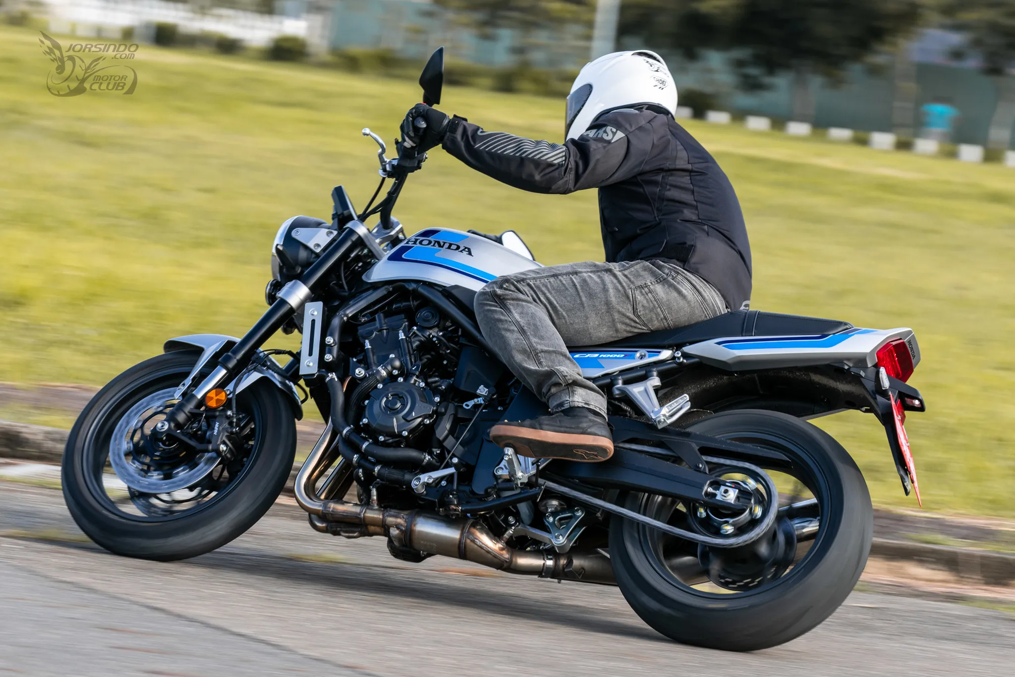 Honda CB1000F 經典重生｜以當代技術重新定義日系 Big Naked2828|小老婆汽機車資訊網