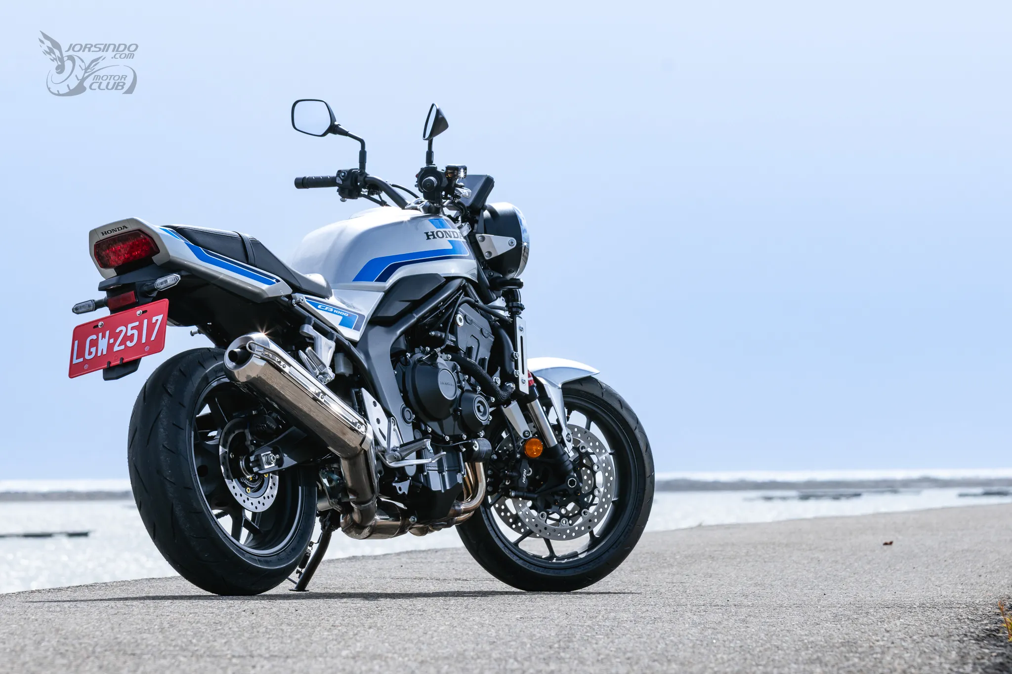 Honda CB1000F 經典重生｜以當代技術重新定義日系 Big Naked9513|小老婆汽機車資訊網