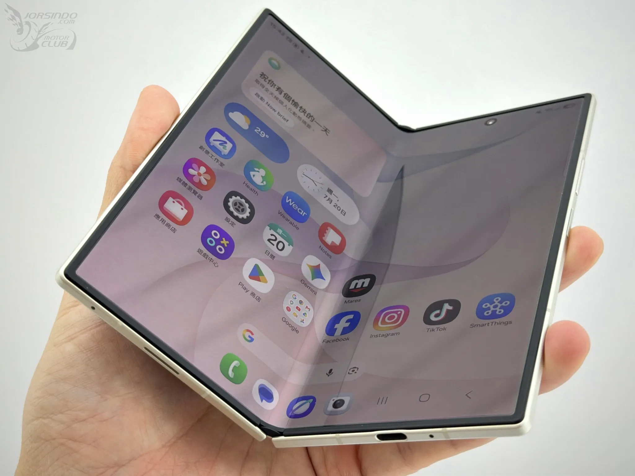 Samsung Z Fold 8 系列預覽體驗：通往未來行動體驗的「護照」