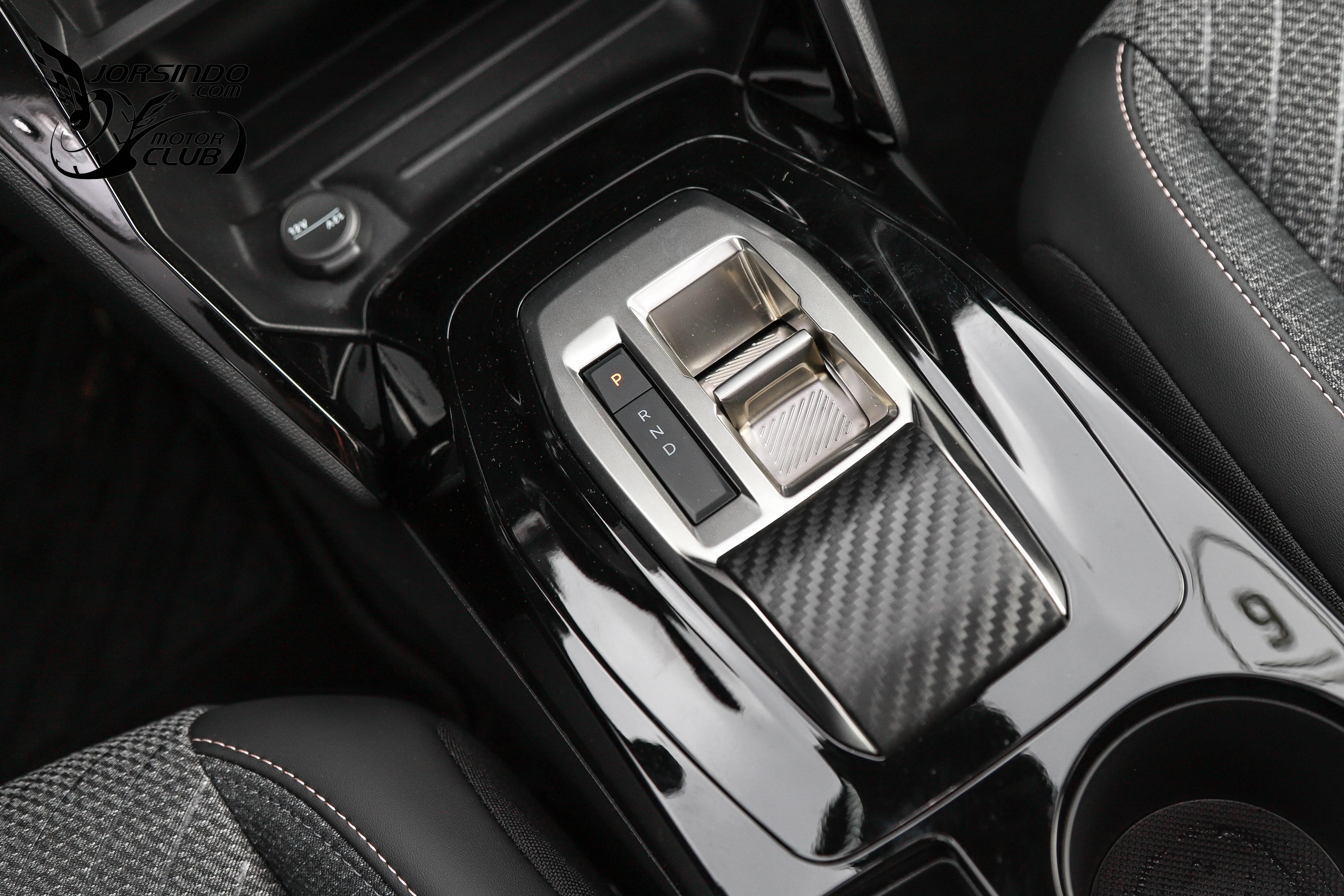 拉力血統，操控樂趣才是精髓！Peugeot 208 Hybrid試駕5339|小老婆汽機車資訊網