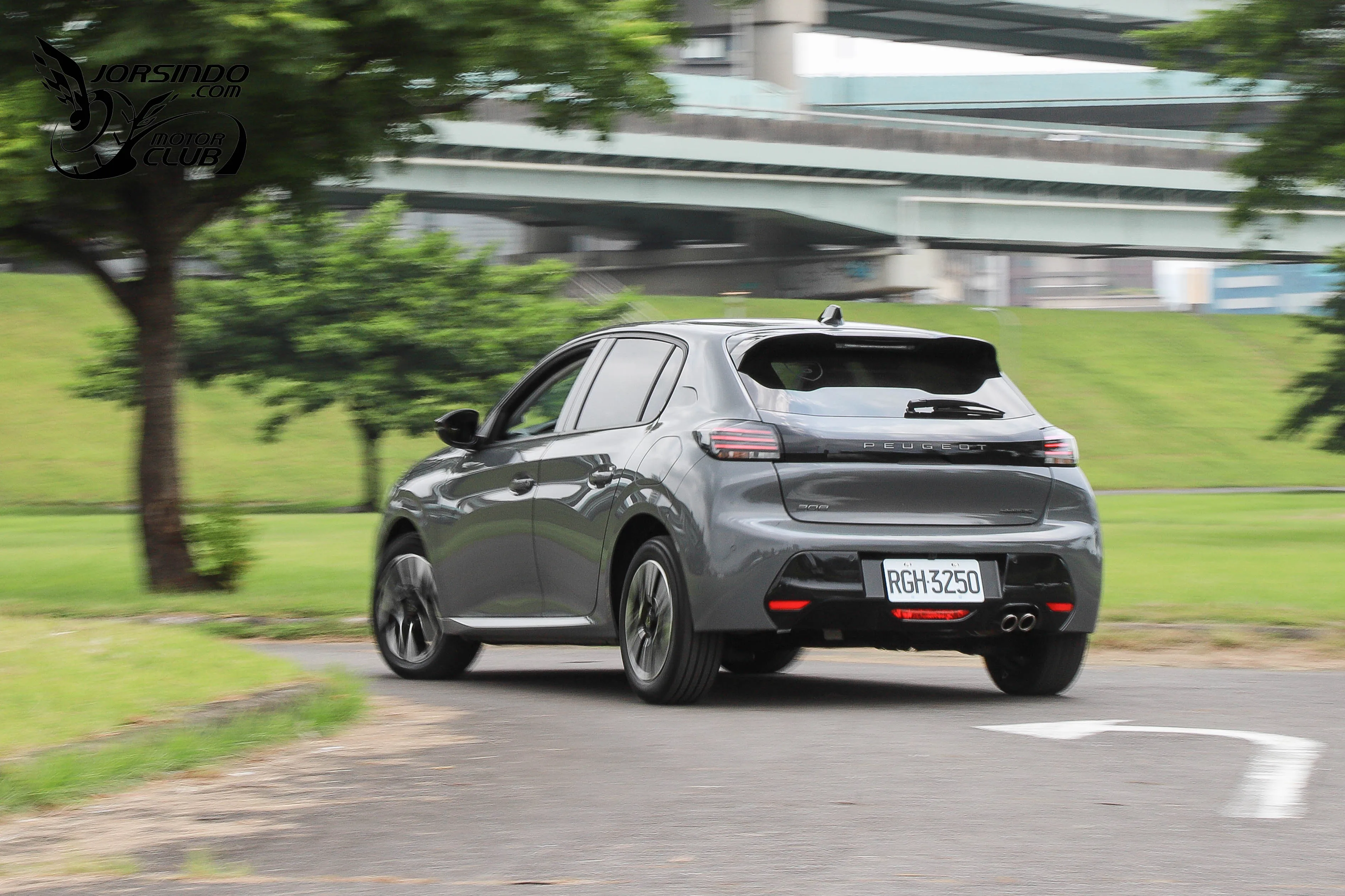 拉力血統，操控樂趣才是精髓！Peugeot 208 Hybrid試駕2443|小老婆汽機車資訊網