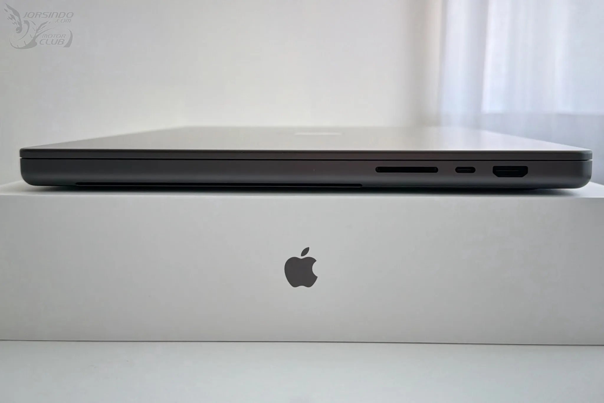 大螢幕好夥伴 M5 Pro MacBook Pro 16 吋與 2026 Studio Display 開箱體驗1421|Apple,MacBook Pro,M5 Pro,開箱,評測小老婆汽機車資訊網