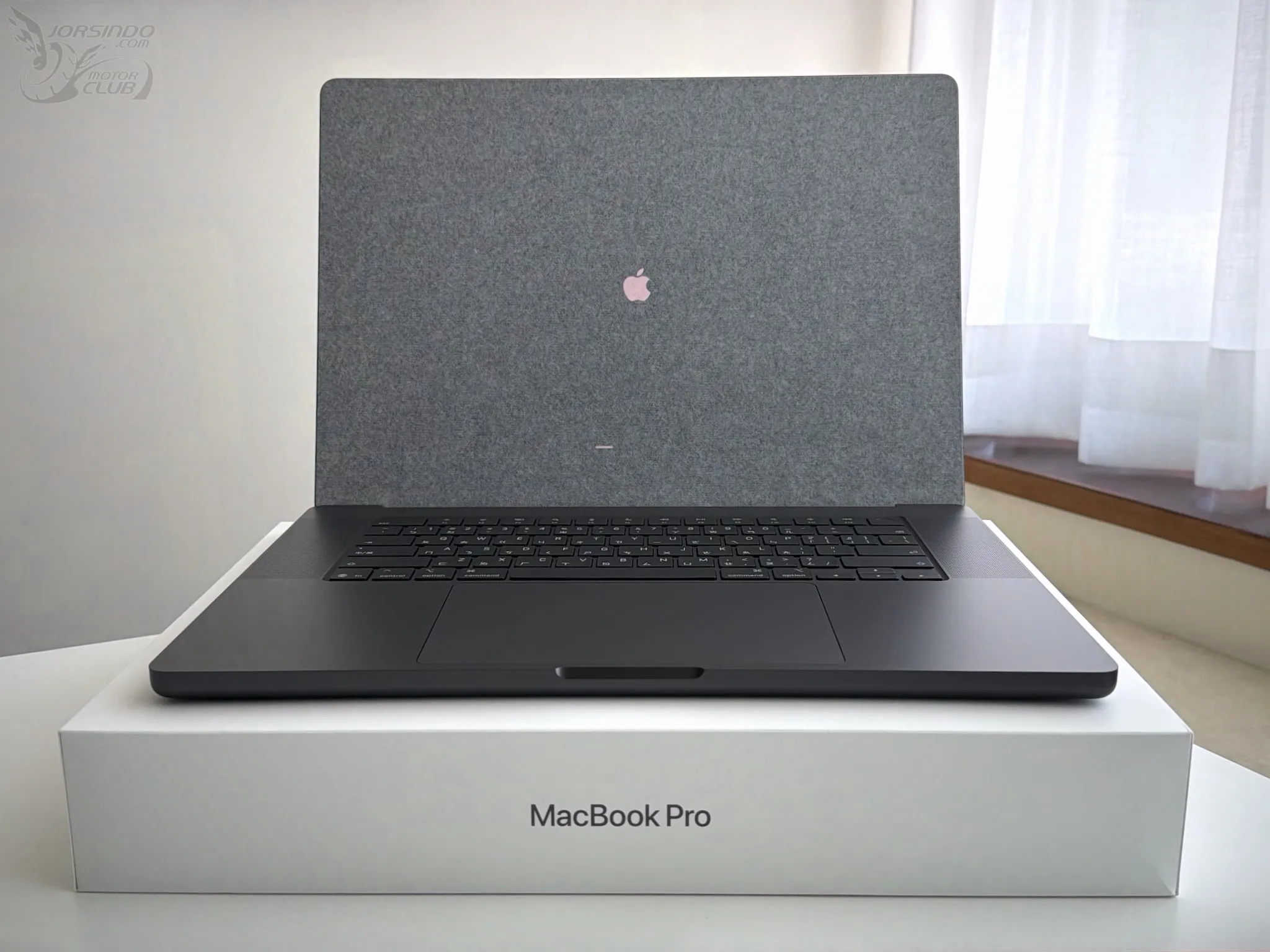 大螢幕好夥伴 M5 Pro MacBook Pro 16 吋與 2026 Studio Display 開箱體驗484|Apple,MacBook Pro,M5 Pro,開箱,評測小老婆汽機車資訊網