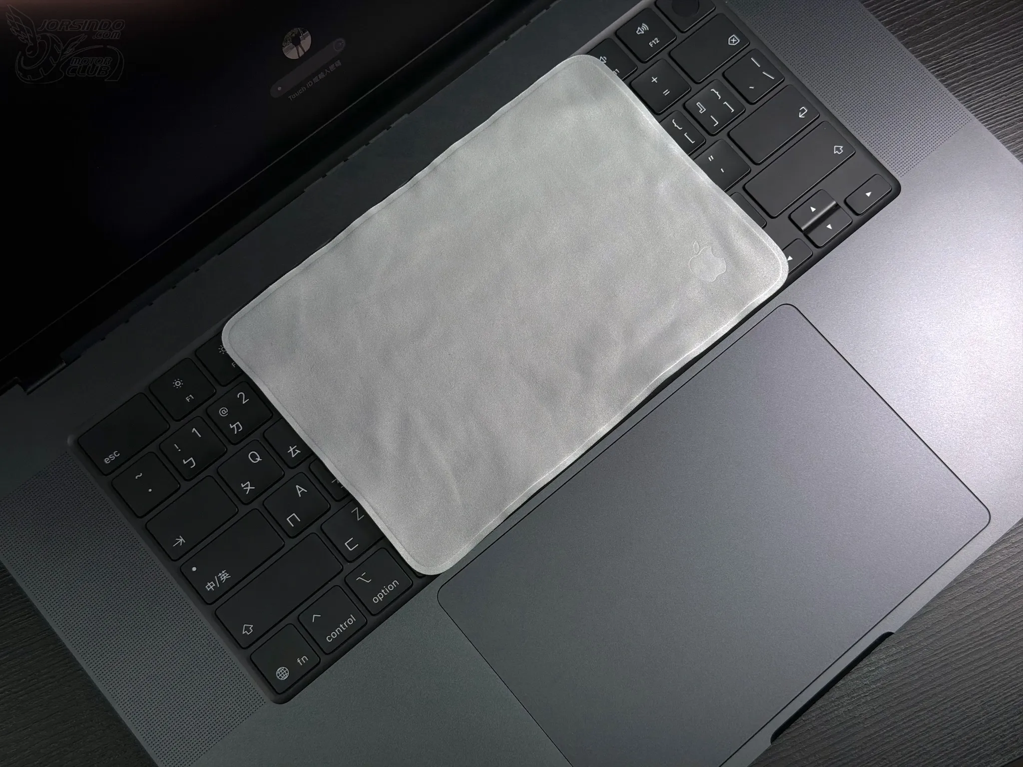 大螢幕好夥伴 M5 Pro MacBook Pro 16 吋與 2026 Studio Display 開箱體驗6946|Apple,MacBook Pro,M5 Pro,開箱,評測小老婆汽機車資訊網