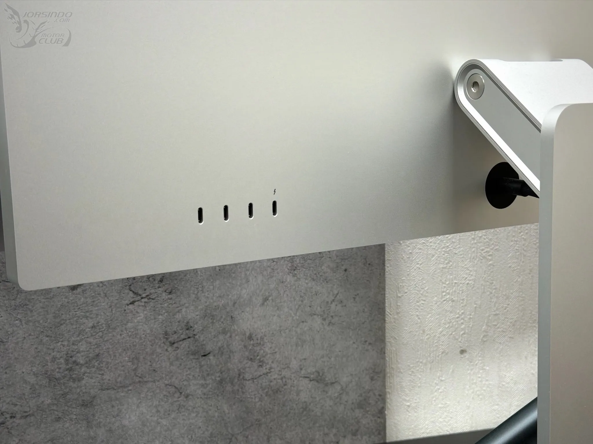 大螢幕好夥伴 M5 Pro MacBook Pro 16 吋與 2026 Studio Display 開箱體驗3991|Apple,MacBook Pro,M5 Pro,開箱,評測小老婆汽機車資訊網