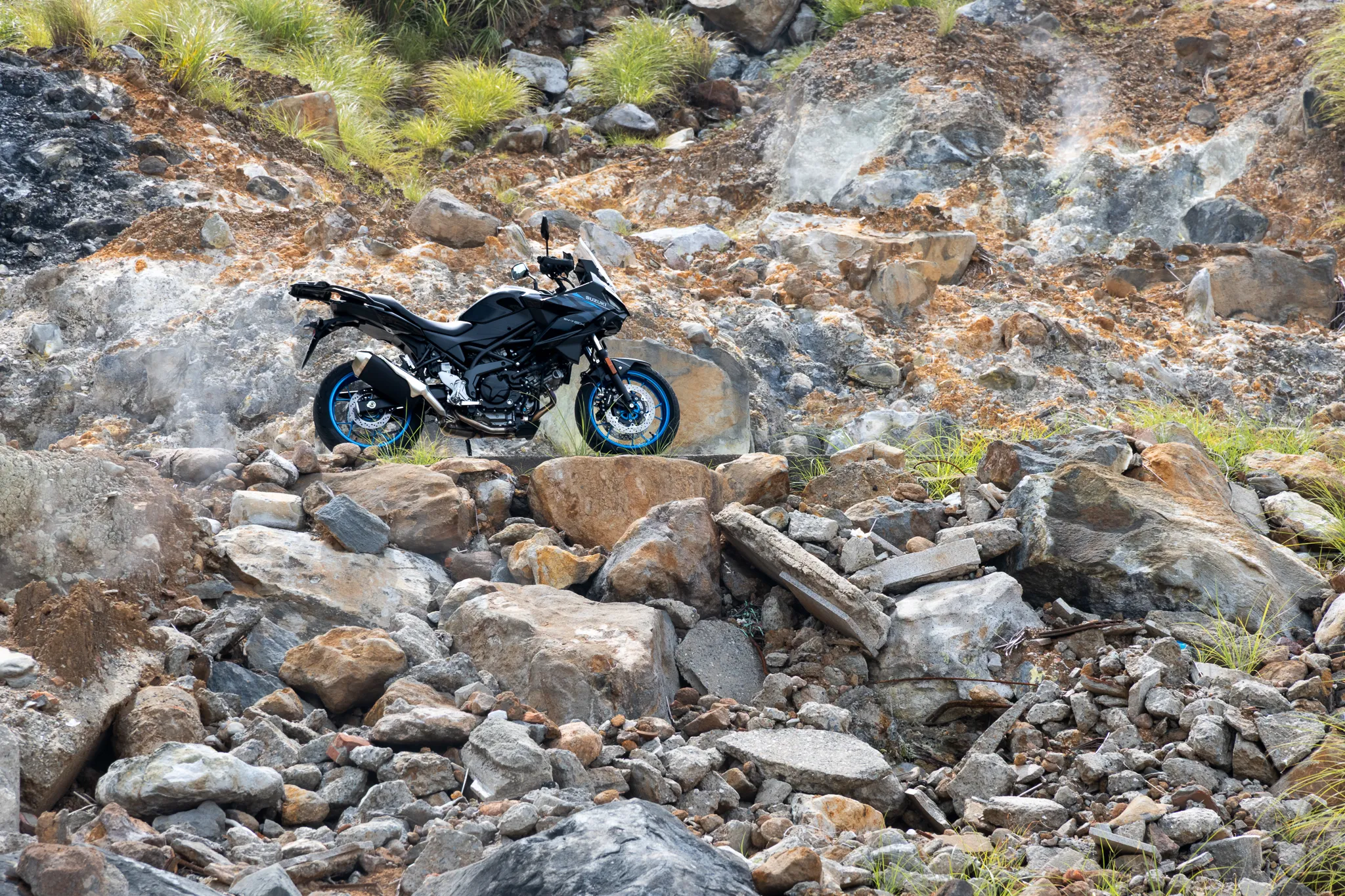 經典靈魂 x 現代科技 SUZUKI SV-7GX 跨界旅跑試乘1061|小老婆汽機車資訊網