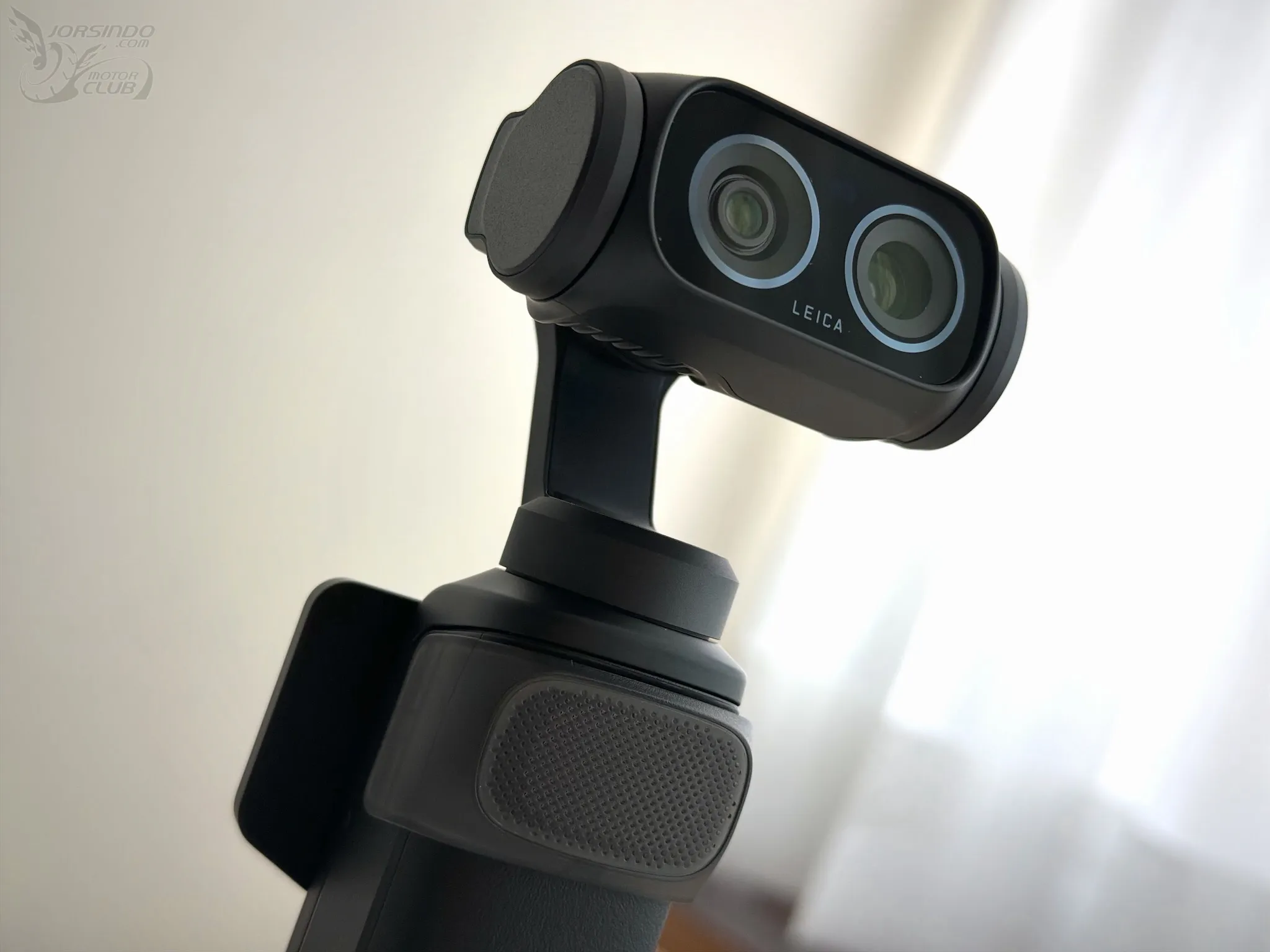 Insta360 Luna Ultra 開箱實測心得：Vlog 創作神兵利器9092|Insta360 Luna Ultra,Insta360,雲台相機,雙鏡雲台相機小老婆汽機車資訊網