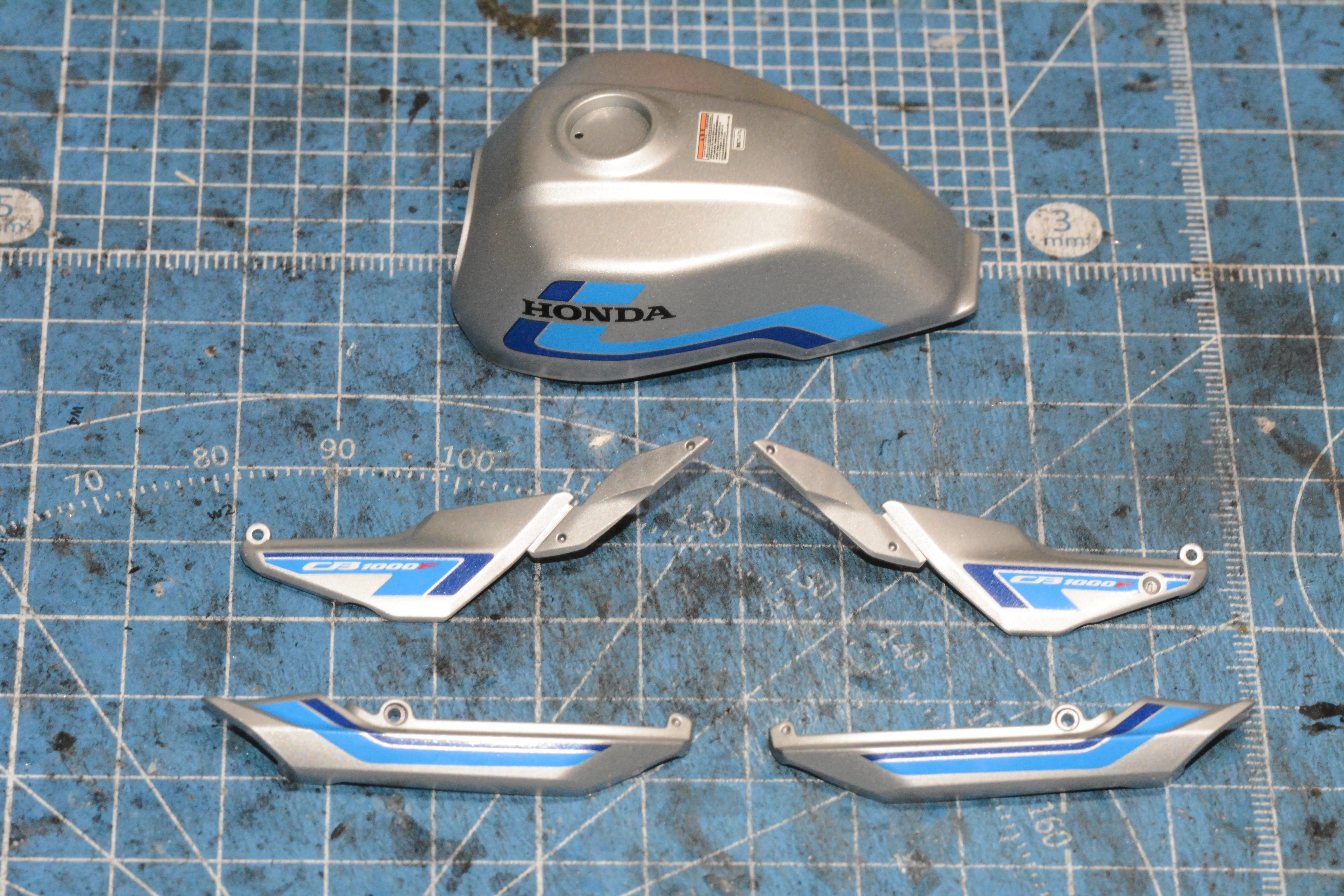 【模型製作】TAMIYA 1/12 HONDA CB1000F (圖多)8712|小老婆汽機車資訊網