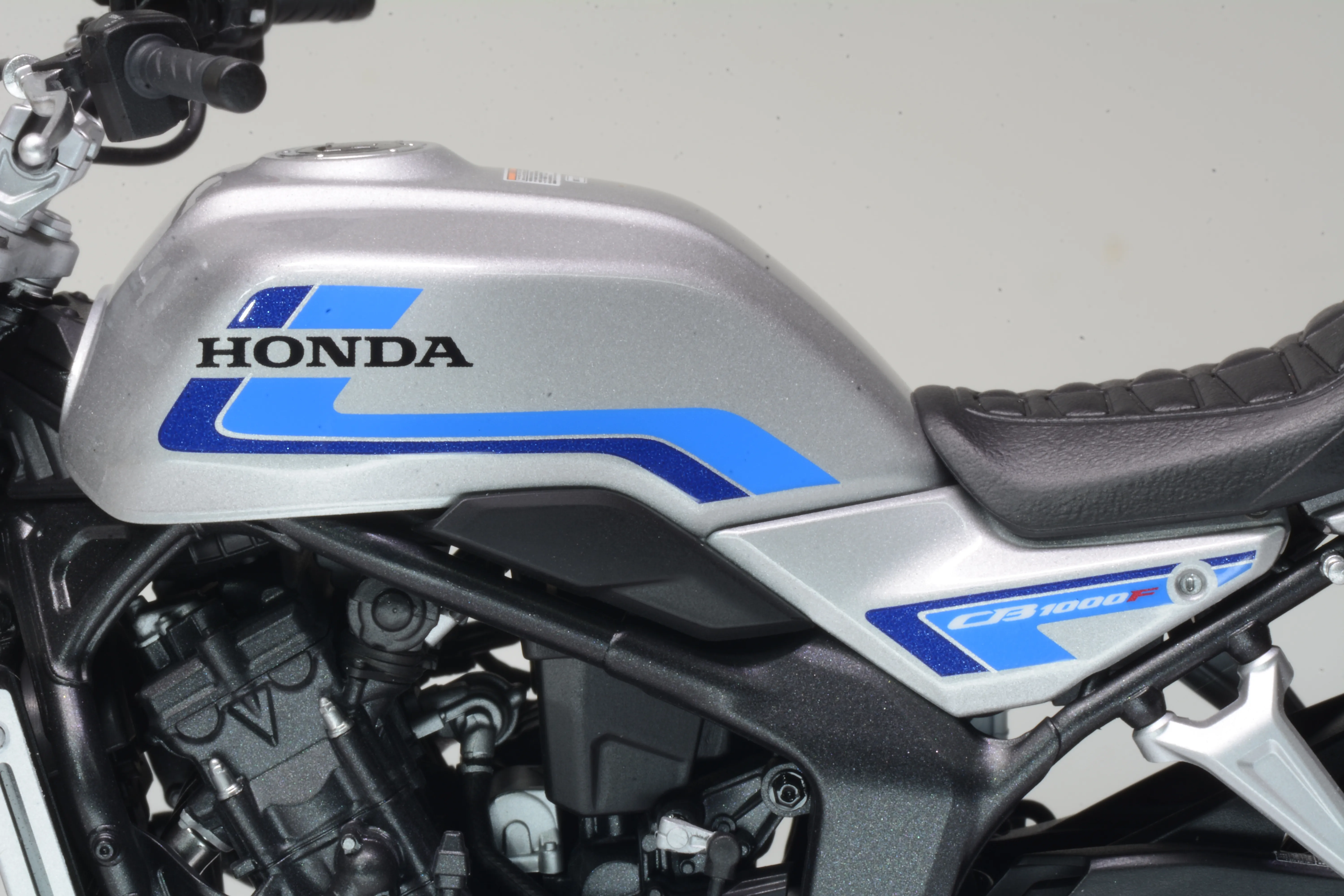 【模型製作】TAMIYA 1/12 HONDA CB1000F (圖多)8492|小老婆汽機車資訊網