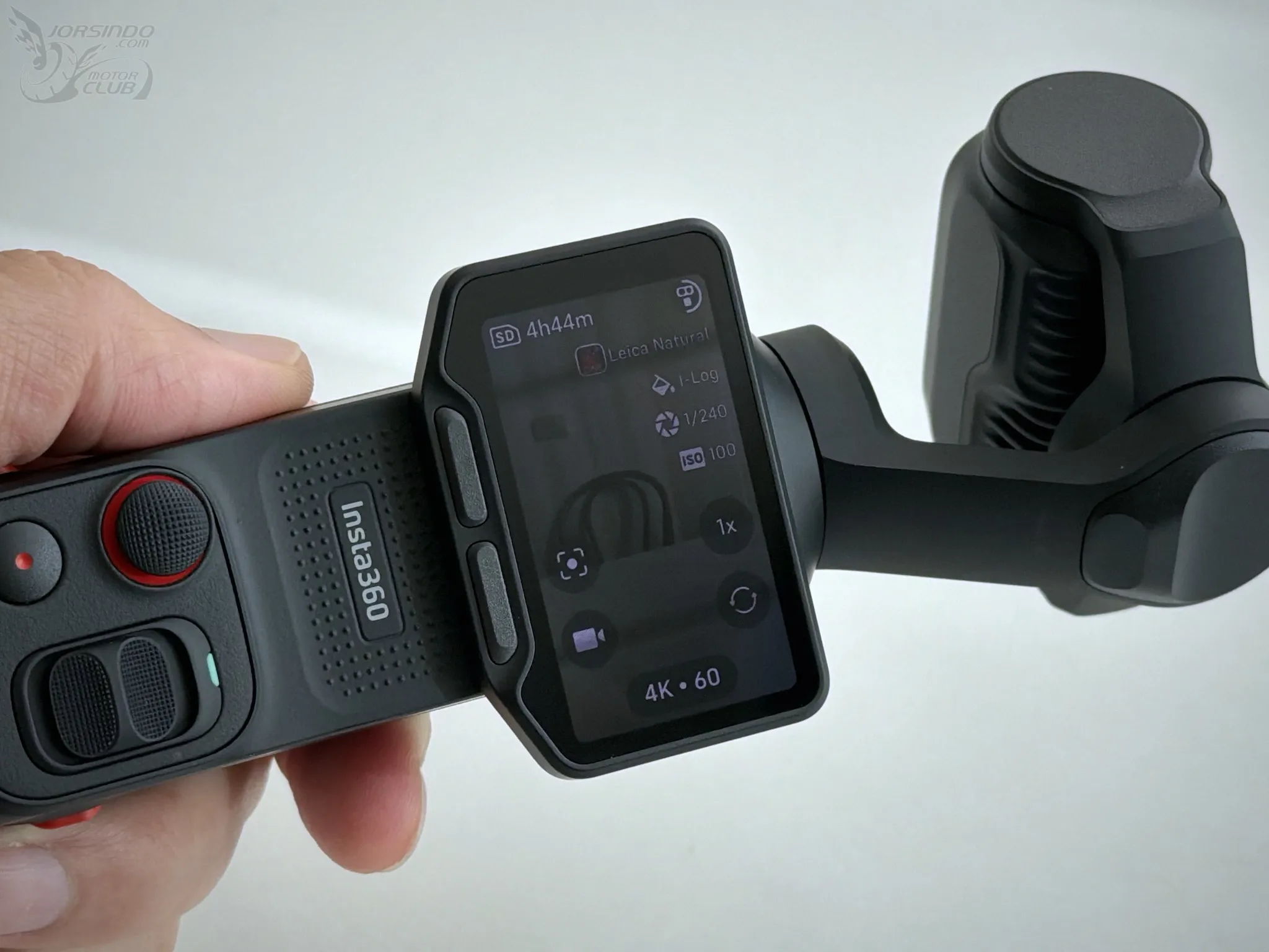 Insta360 Luna Ultra 開箱實測心得：Vlog 創作神兵利器7885|Insta360 Luna Ultra,Insta360,雲台相機,雙鏡雲台相機小老婆汽機車資訊網