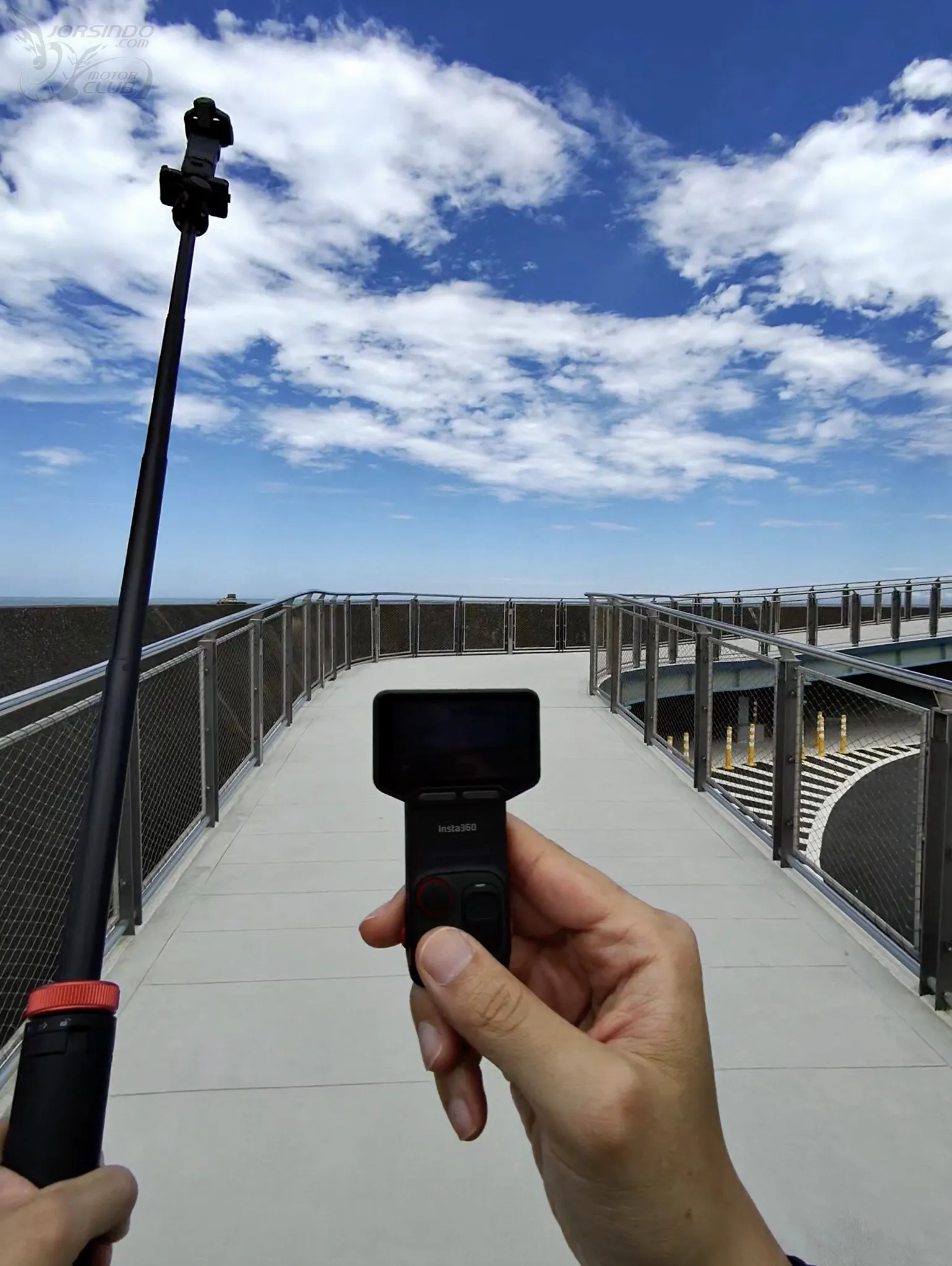 Insta360 Luna Ultra 開箱實測心得：Vlog 創作神兵利器2259|Insta360 Luna Ultra,Insta360,雲台相機,雙鏡雲台相機小老婆汽機車資訊網