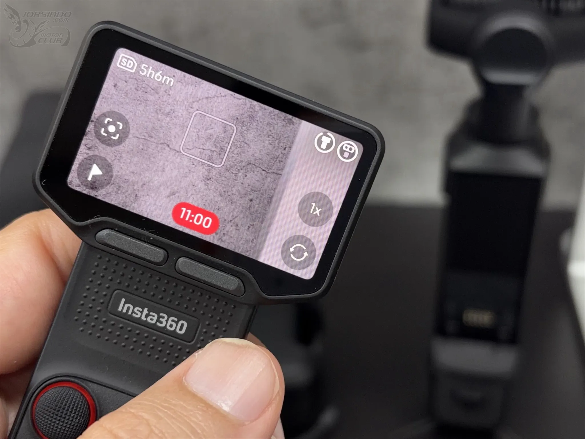 Insta360 Luna Ultra 開箱實測心得：Vlog 創作神兵利器8902|Insta360 Luna Ultra,Insta360,雲台相機,雙鏡雲台相機小老婆汽機車資訊網